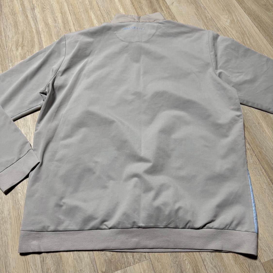 헤지스 바람막이 재질 반집업 맨투맨 105 상품이미지2