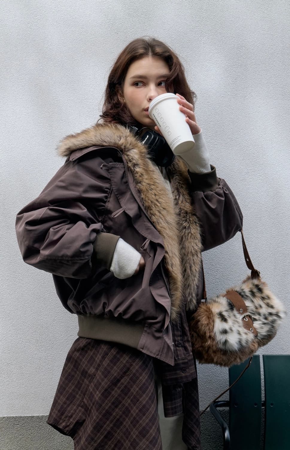 아이토브 서울 셔링 크롭 퍼야상 점퍼 상품이미지2