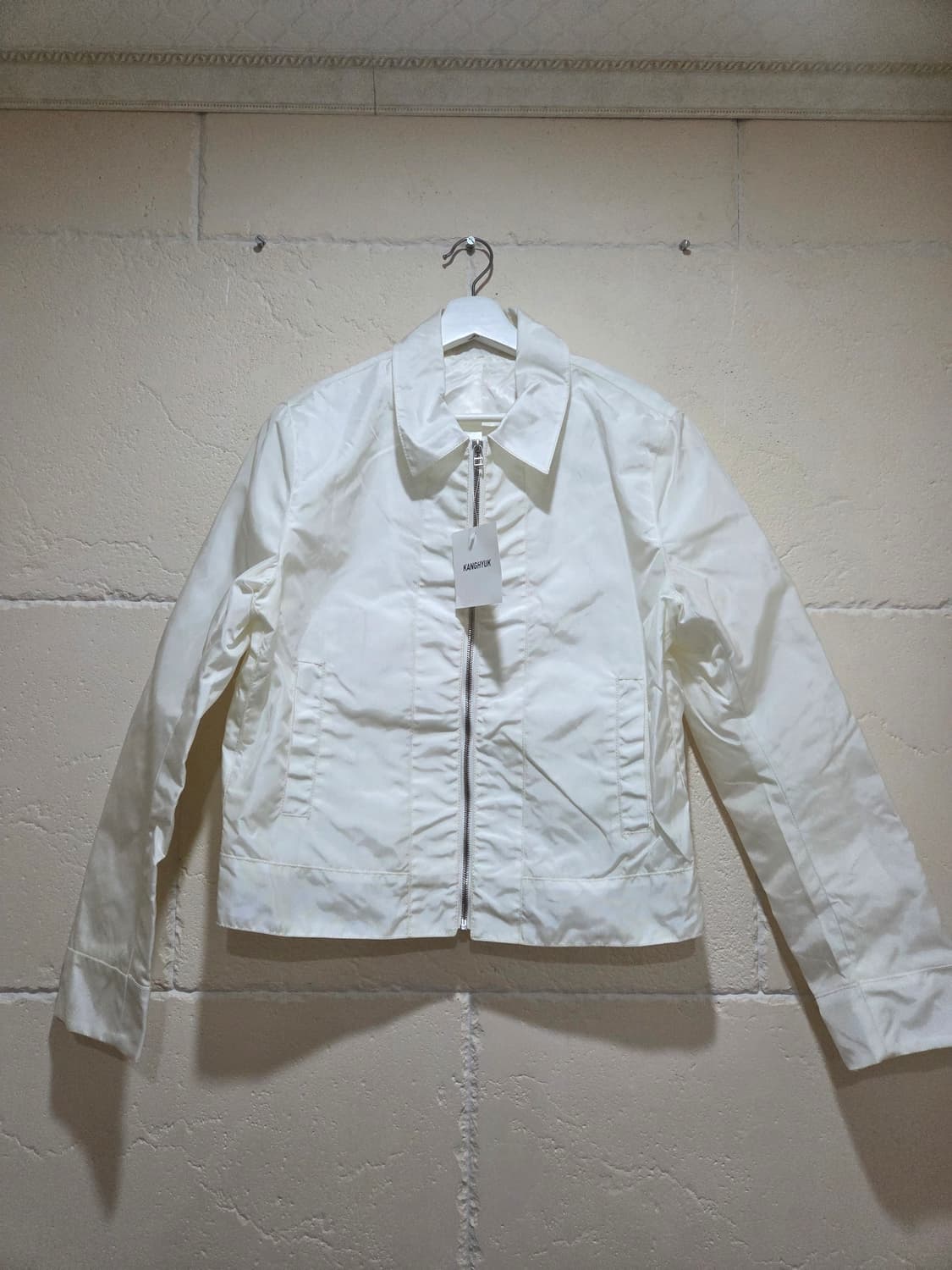 강혁 에어백 자켓 오프 화이트 라지 새상품 상품이미지1