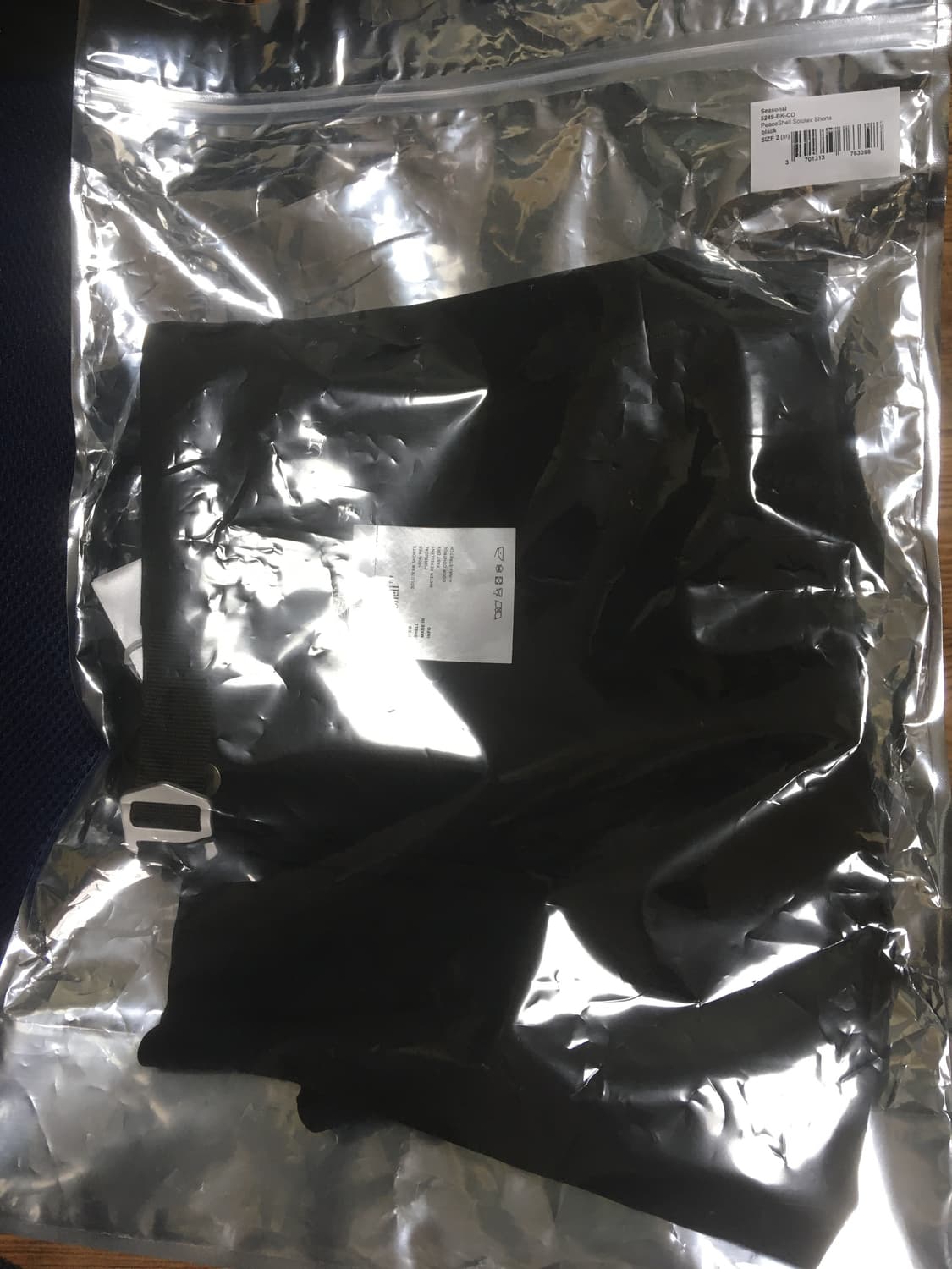 새티스파이 피스쉘 솔로텍스 하이킹 쇼츠 블랙 판매합니다  상품이미지5