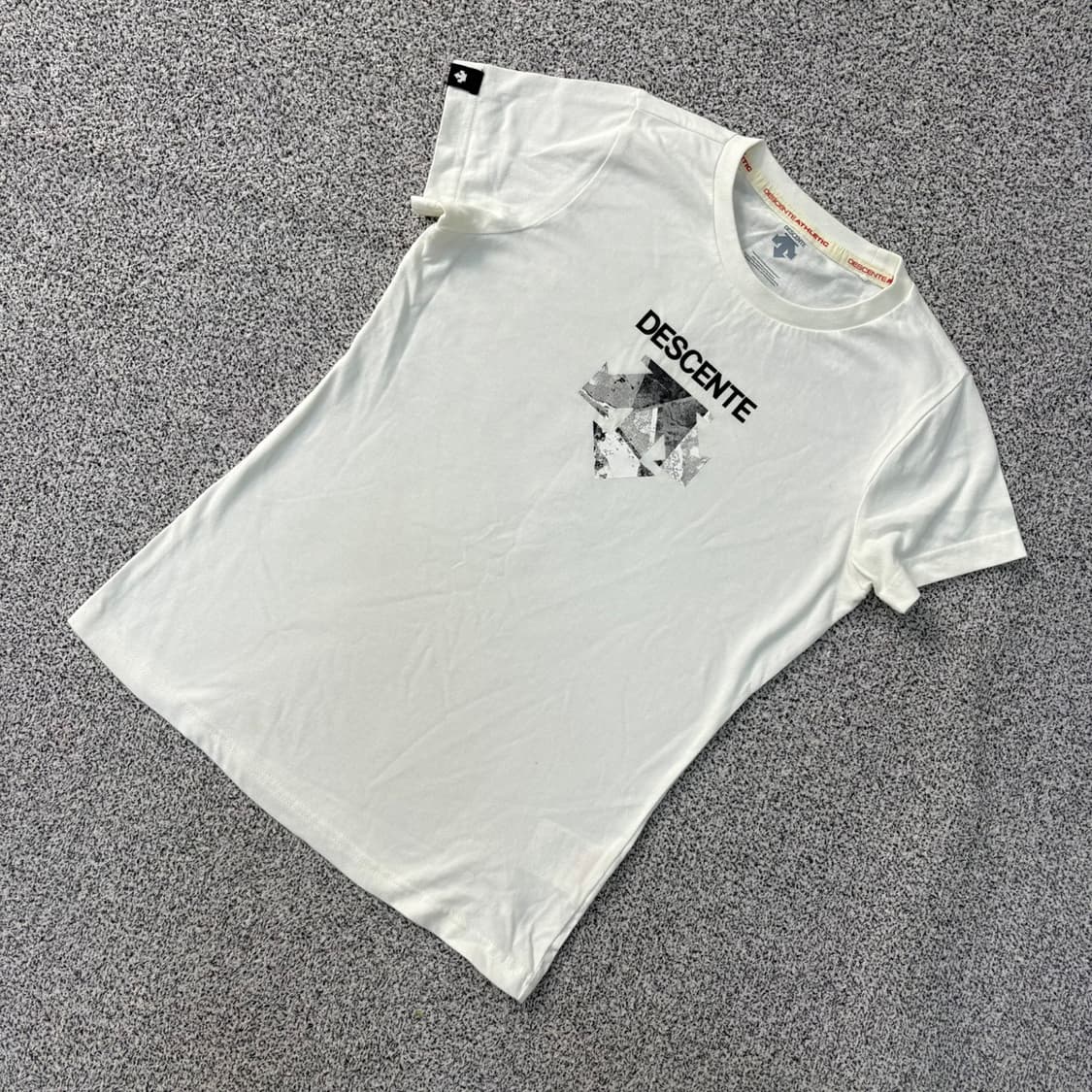 S 데상트 여성 라운드넥 반팔 티셔츠 0416J 상품이미지1