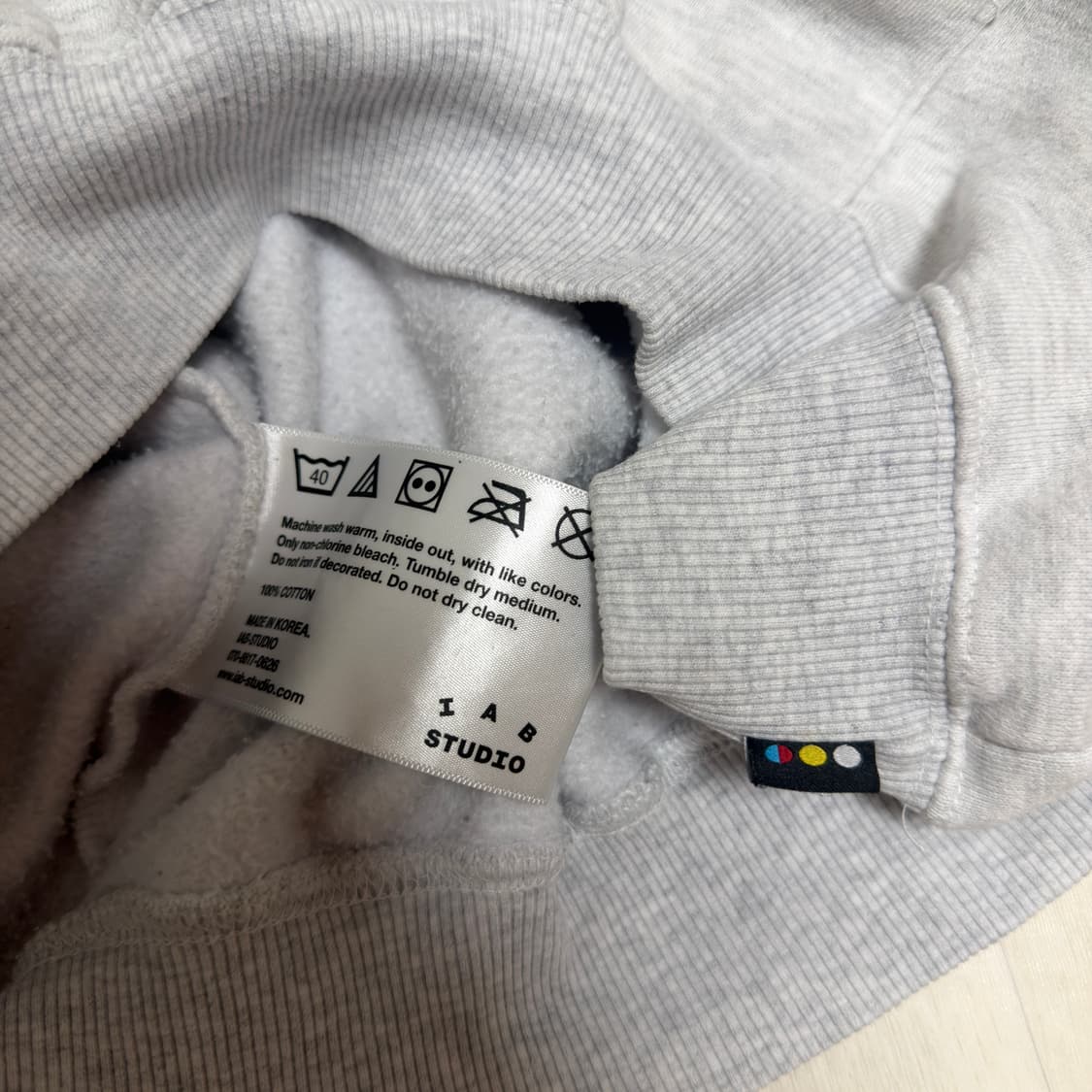 아이앱스튜디오 후드티 상품이미지3