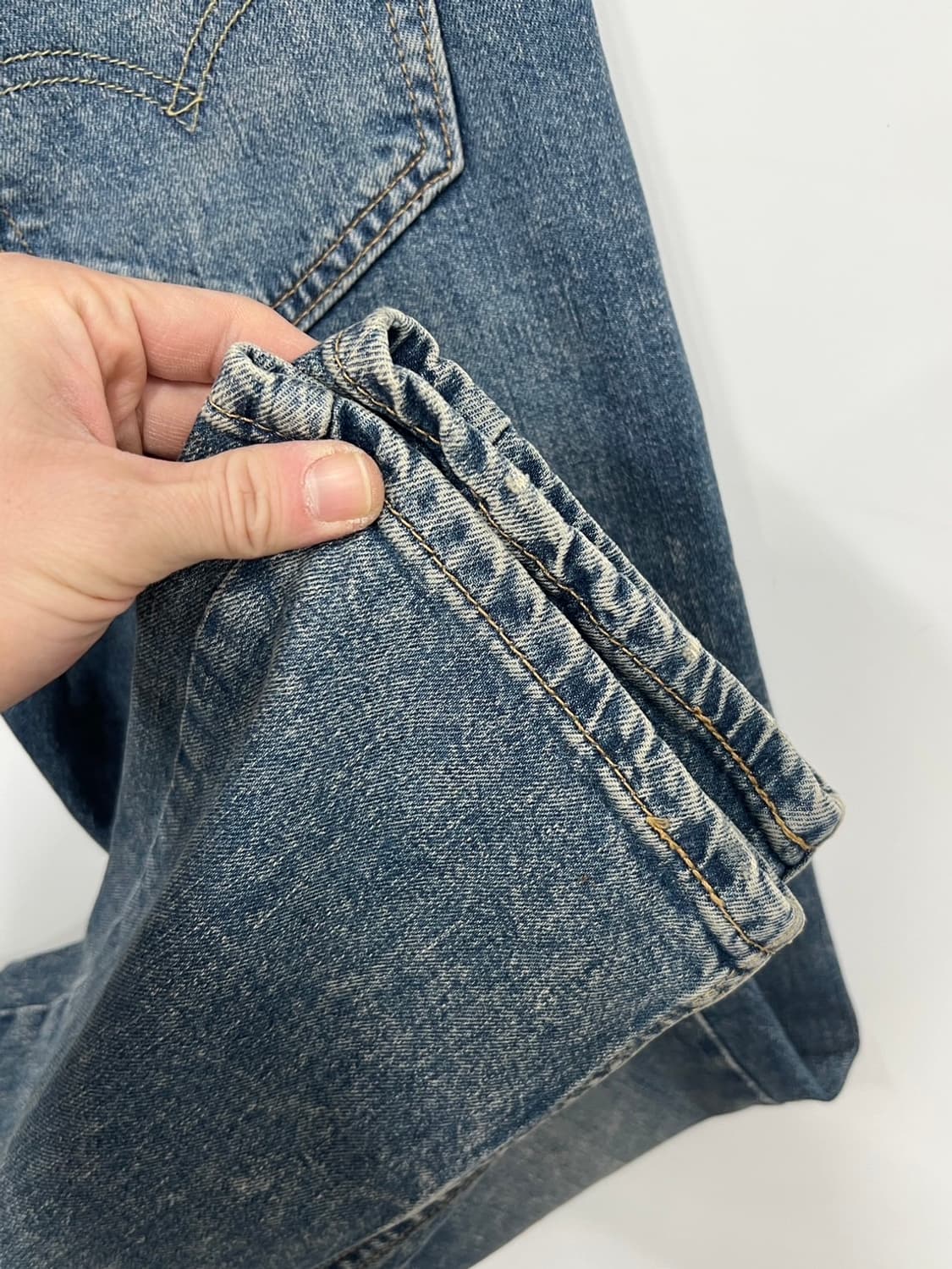 리바이스 502 레귤러 테이퍼드 워싱 데님 팬츠 상품이미지3