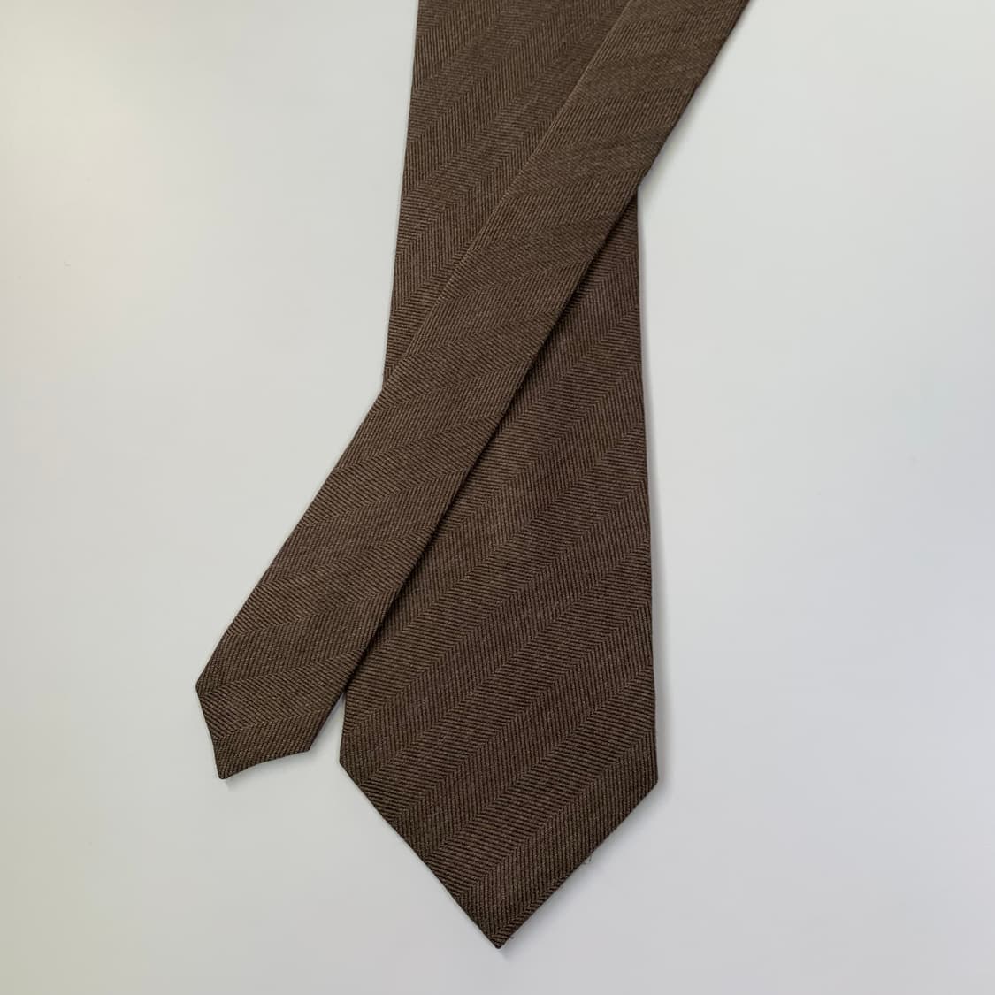 버버리(BURBERRY) 레지멘탈 브라운 클래식 명품넥타이 A+ 정장수트 상품이미지3