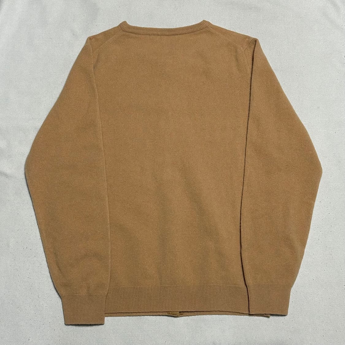 32 버버리 여성용 골드 버튼 라운드넥 울 가디건 상품이미지3