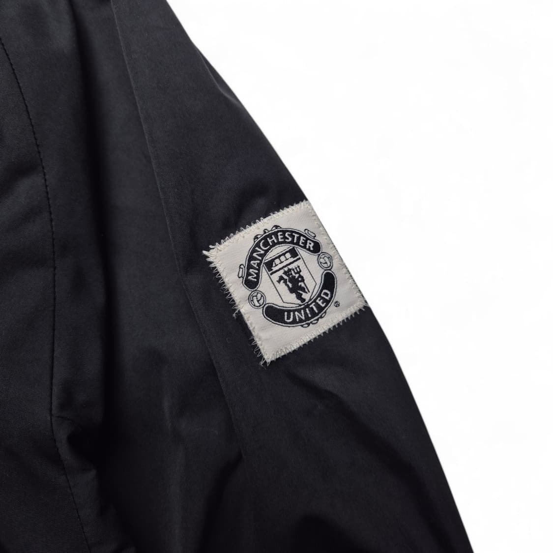 [S] 나이키 00s 맨체스터유나이티드 바람막이 상품이미지4