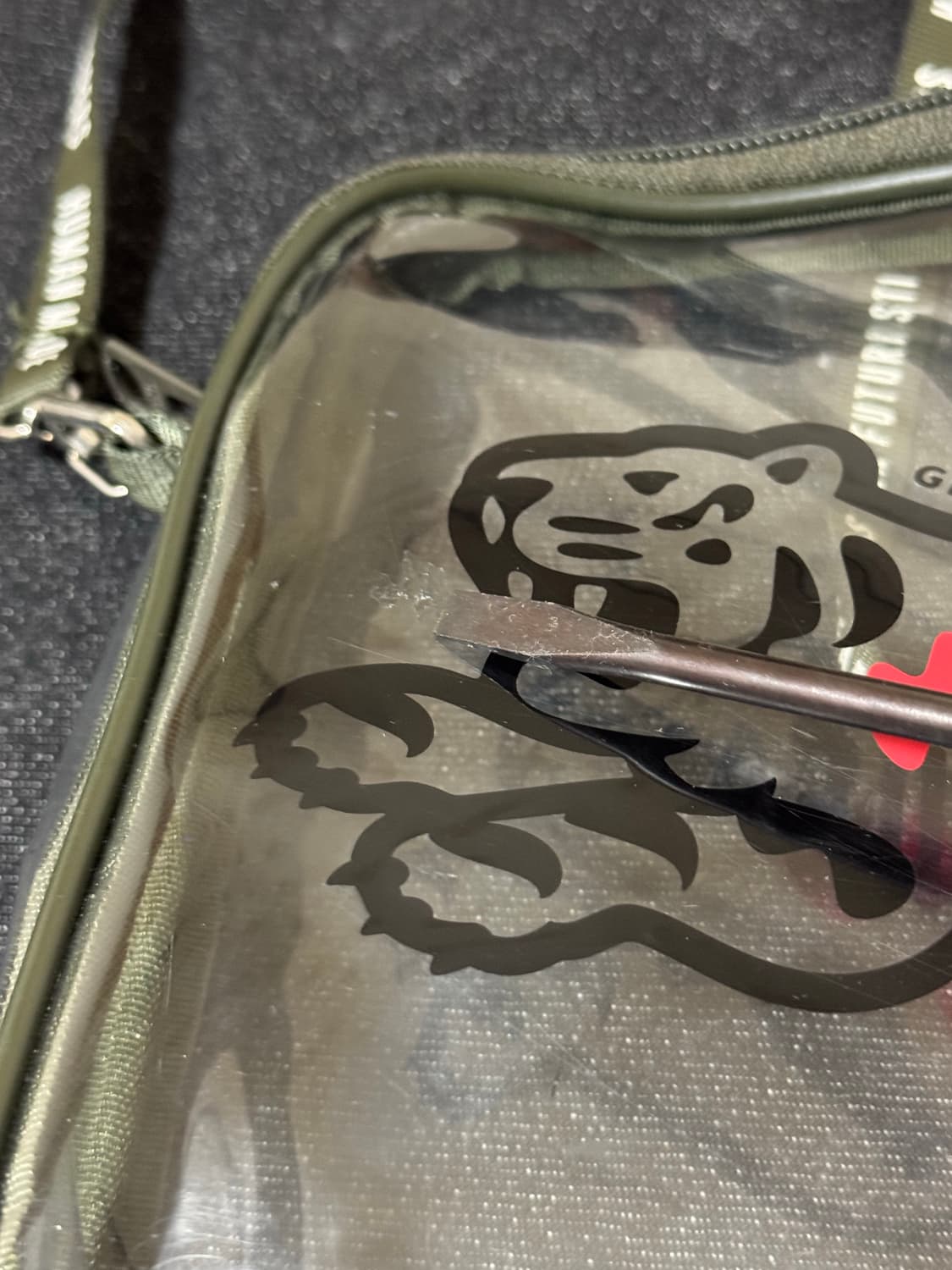 휴먼메이드 PVC 파우치 라지 클리어 카키 상품이미지4