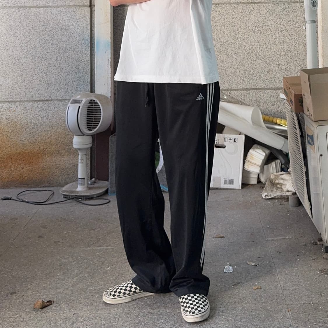 아디다스 로고 삼선 팬츠 상품이미지1