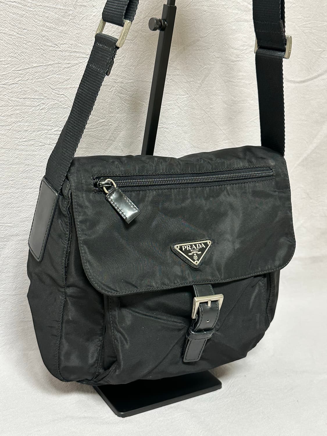 (A급)프라다 버클 크로스백 나일론 테수토 포코노 주우재백 상품이미지3