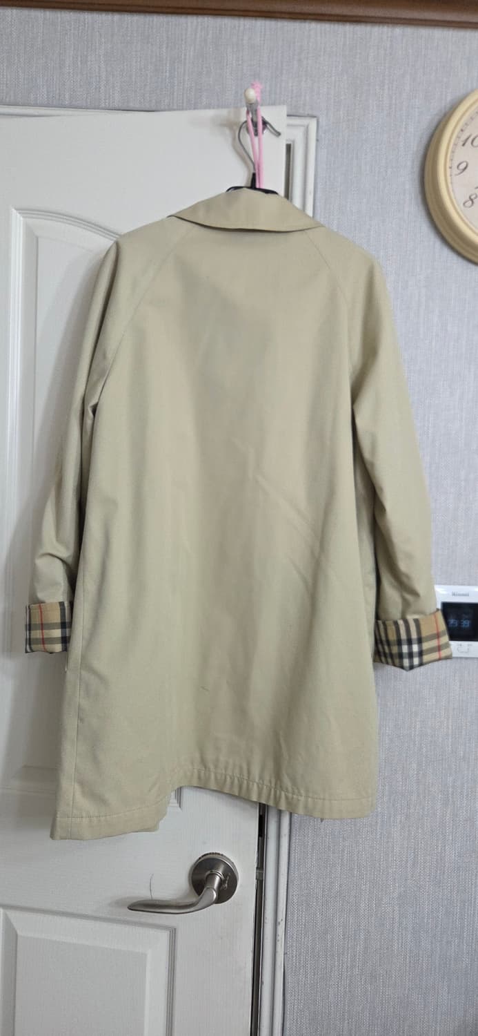 버버리 여성 트렌치코트 ㅡ정품  상품이미지6