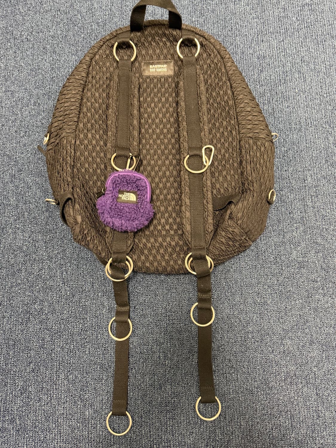 라프시몬스 이스트팩 루프링 백팩 상품이미지2