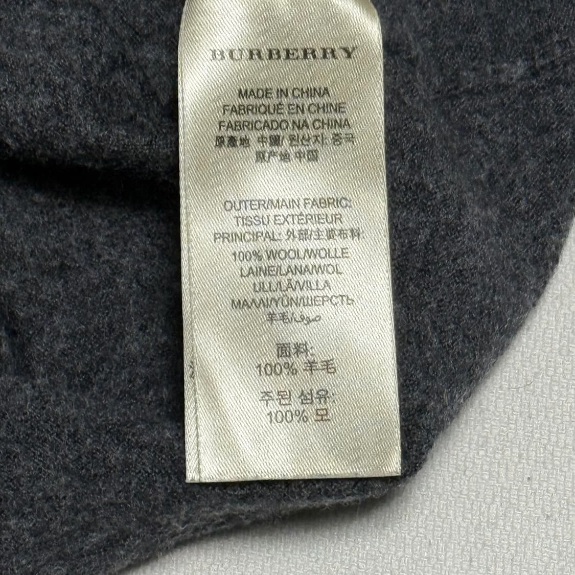 Burberry 브릿 100% 울 그레이 노바체크 여성 가디건 상품이미지4