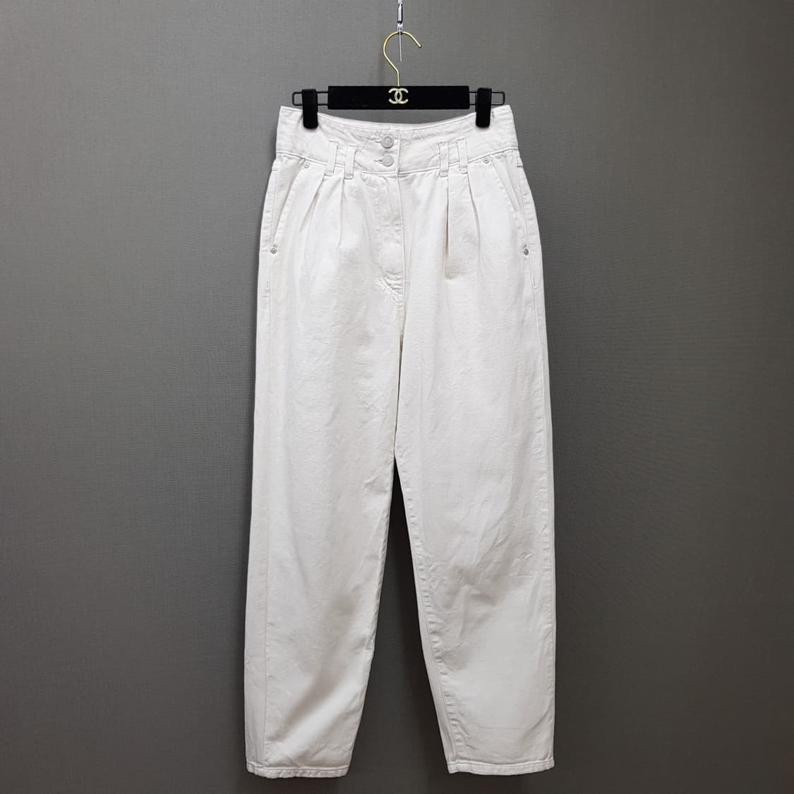 럭키슈에뜨 2022 하이웨이스트 테이퍼드 팬츠 36사이즈 상품이미지1