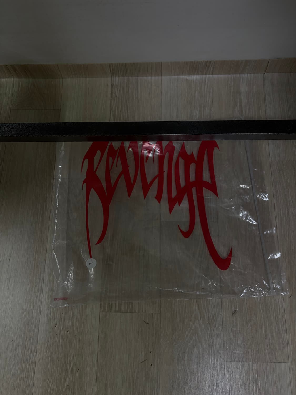 Revenge 이삭 후드티 상품이미지4