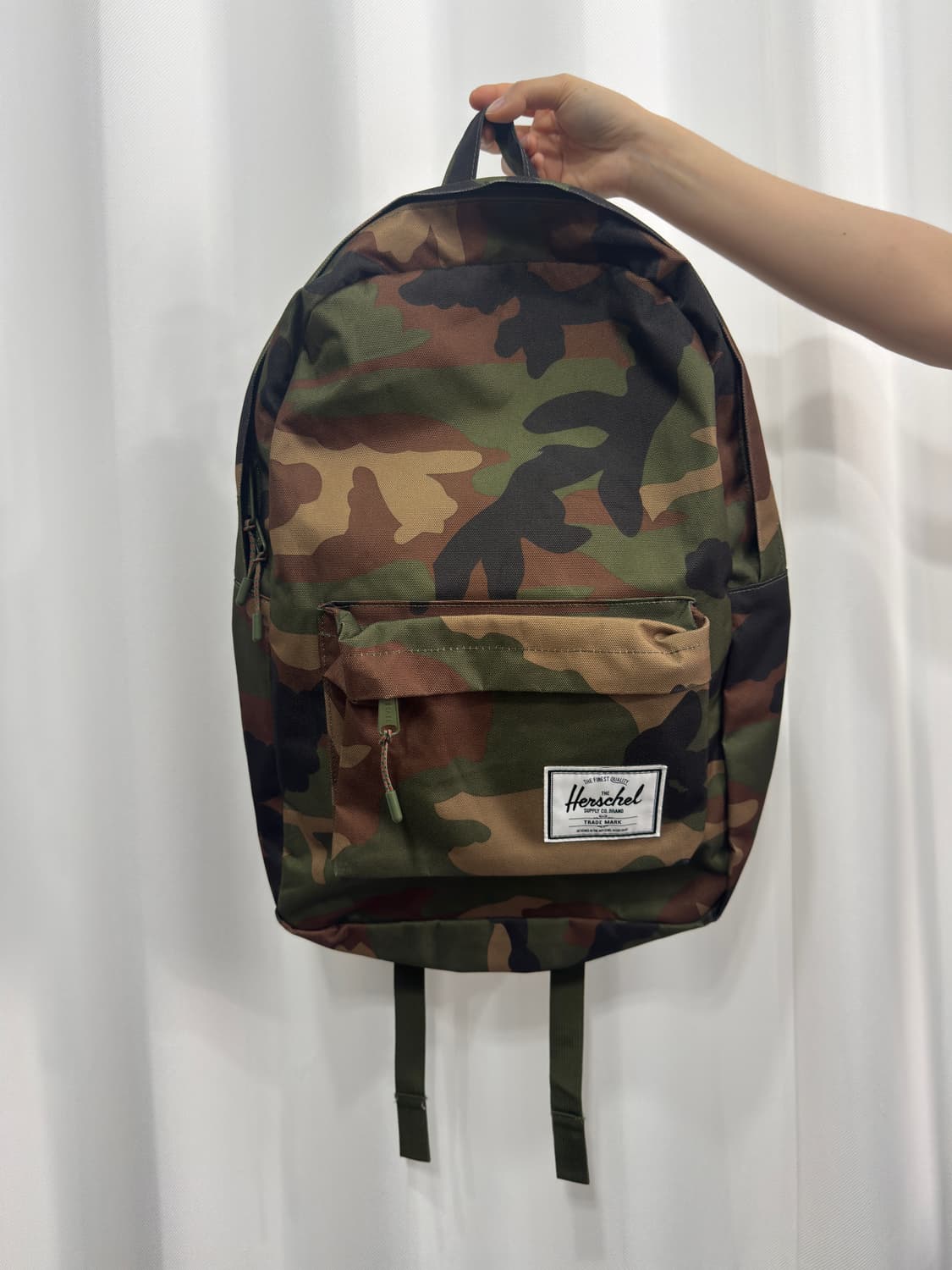 herschel camo backpack 상품이미지1