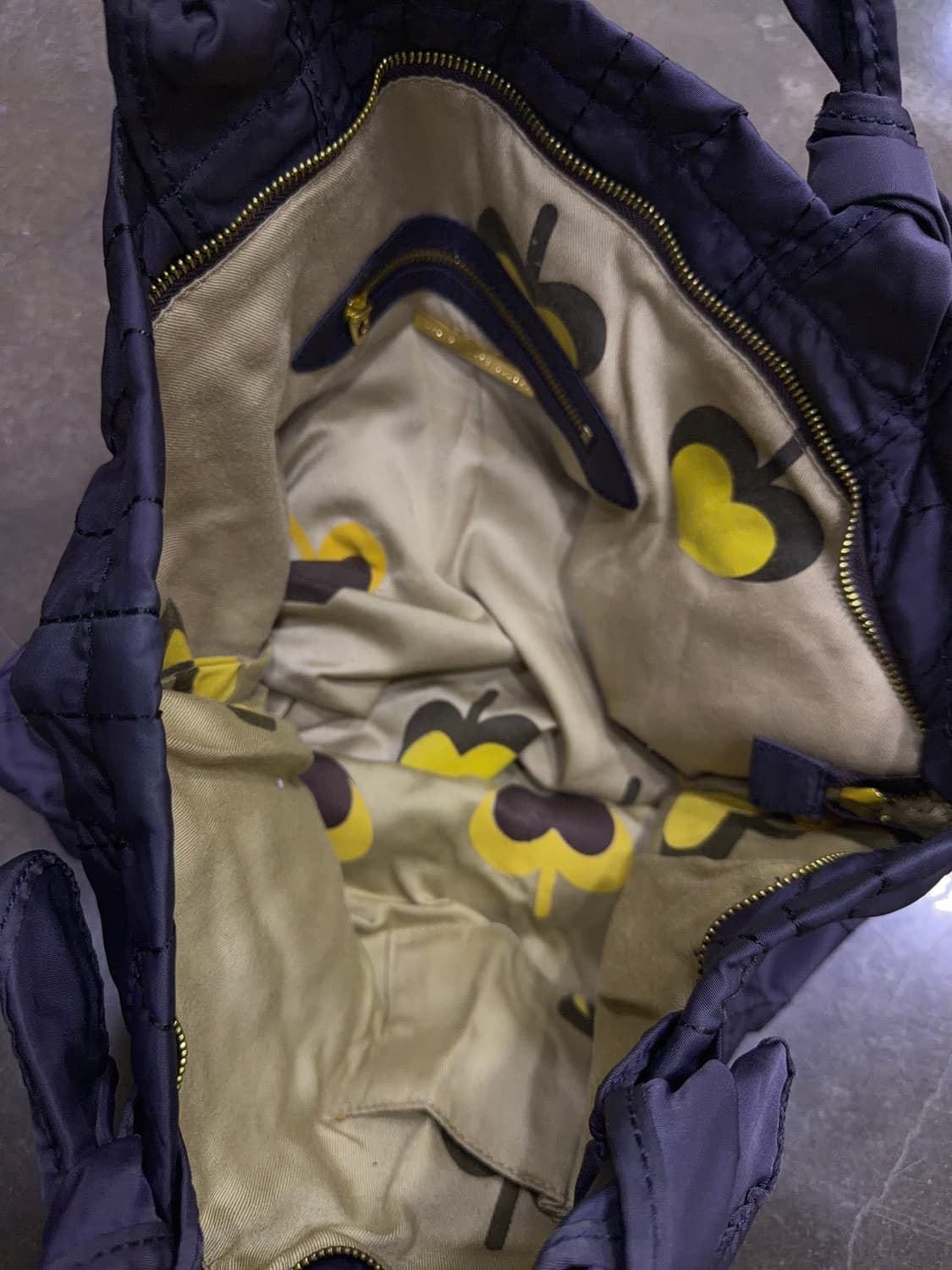 마크제이콥스 스탠다드 서플라이 라인 퀼티드 토트백 상품이미지7