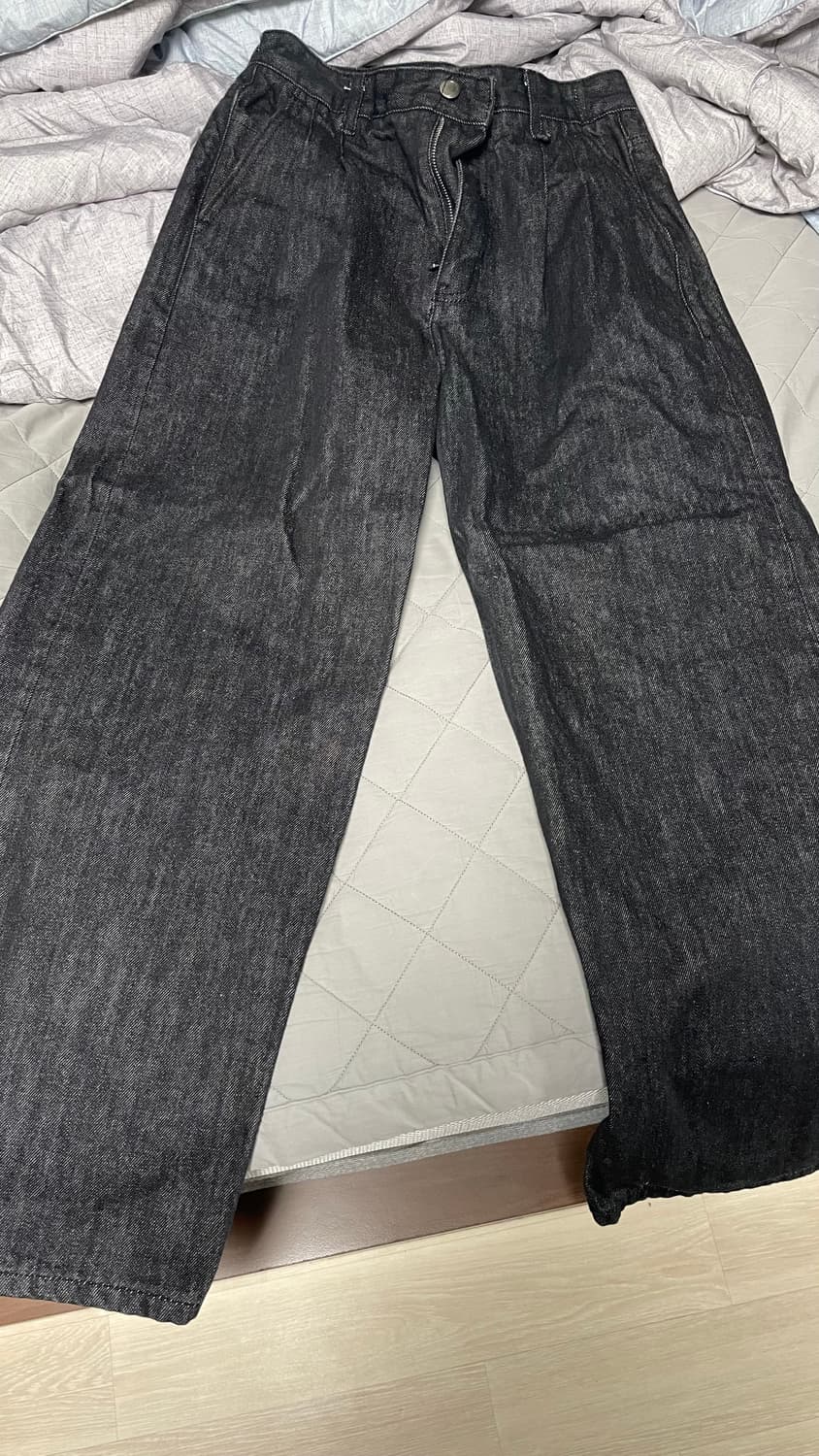 포트너스 Two Tuck Wide Black Jeans s사이즈 상품이미지2