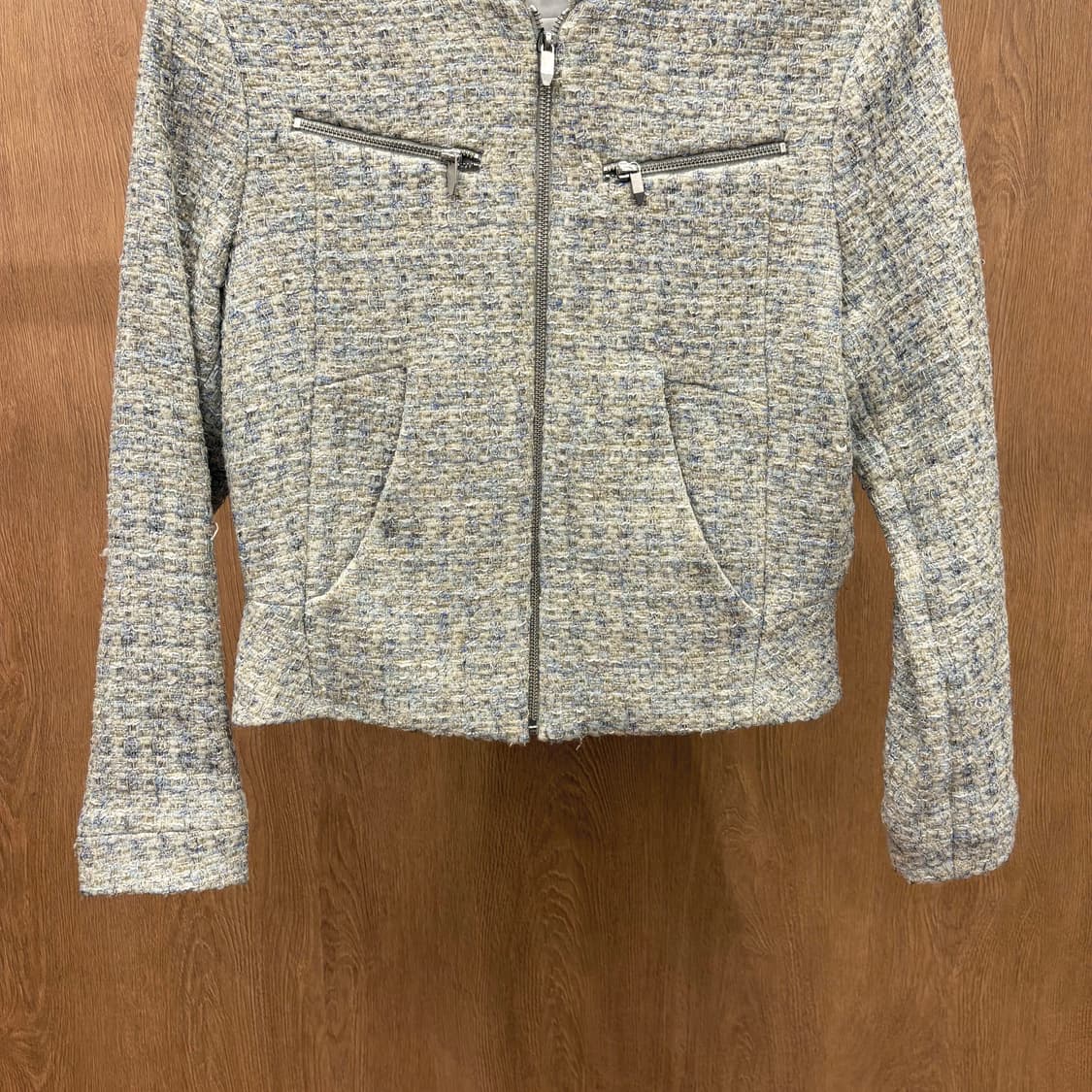 띠어리 긴팔 트위드 집업 메탈 포켓 지퍼 사이드 포켓 디테일 그레이 상품이미지5