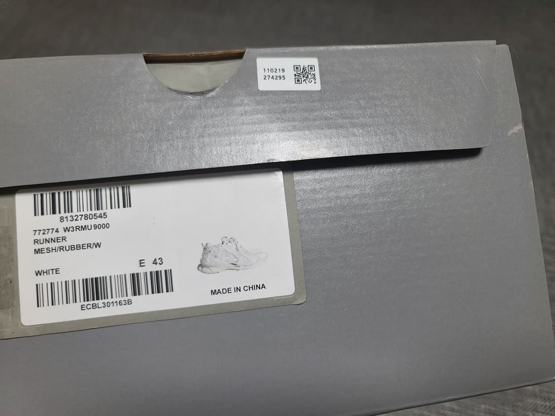 발렌시아가 뉴러너 화이트 43 스니커즈 상품이미지8