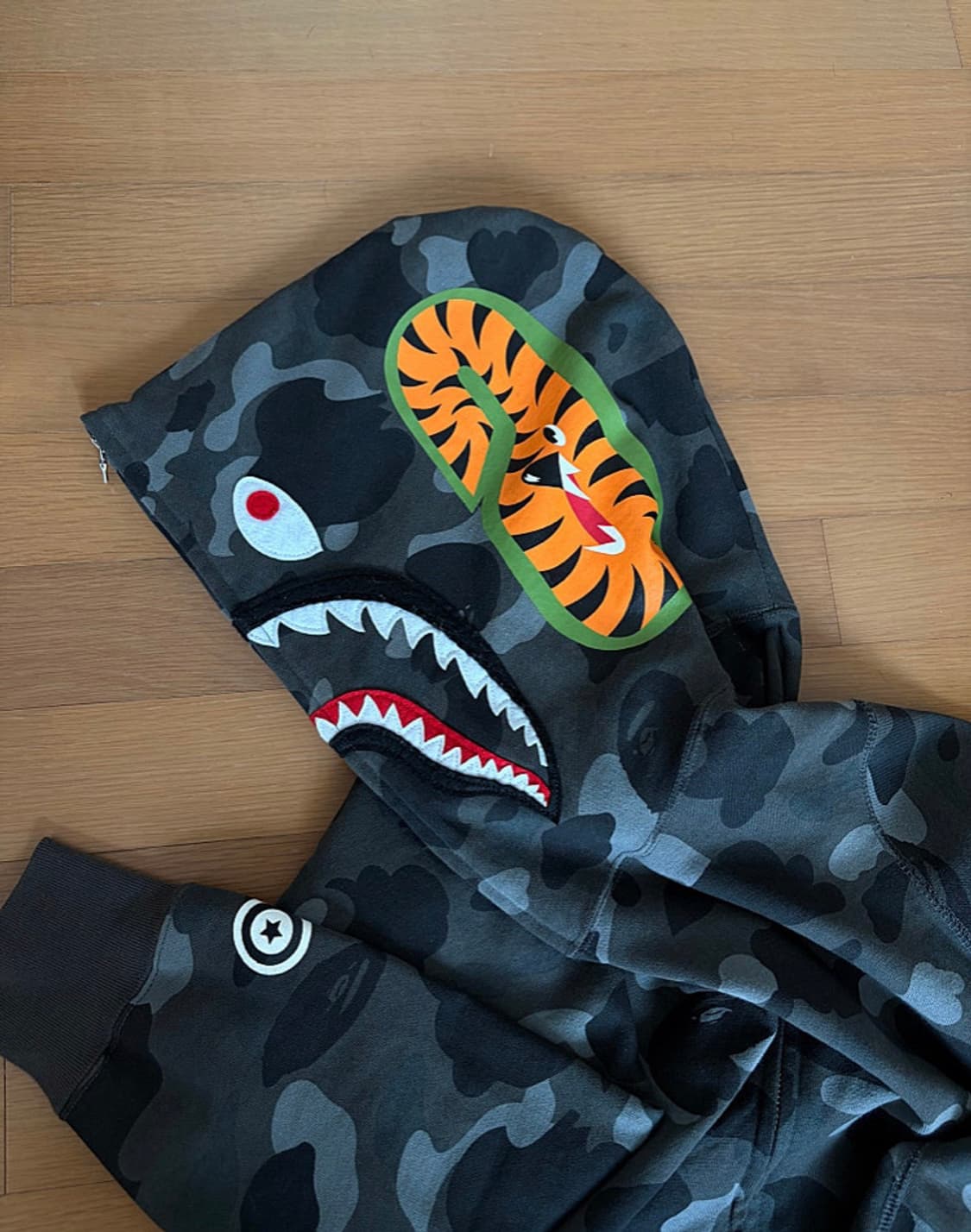 베이프 흑계 후드집업 / M 상품이미지3