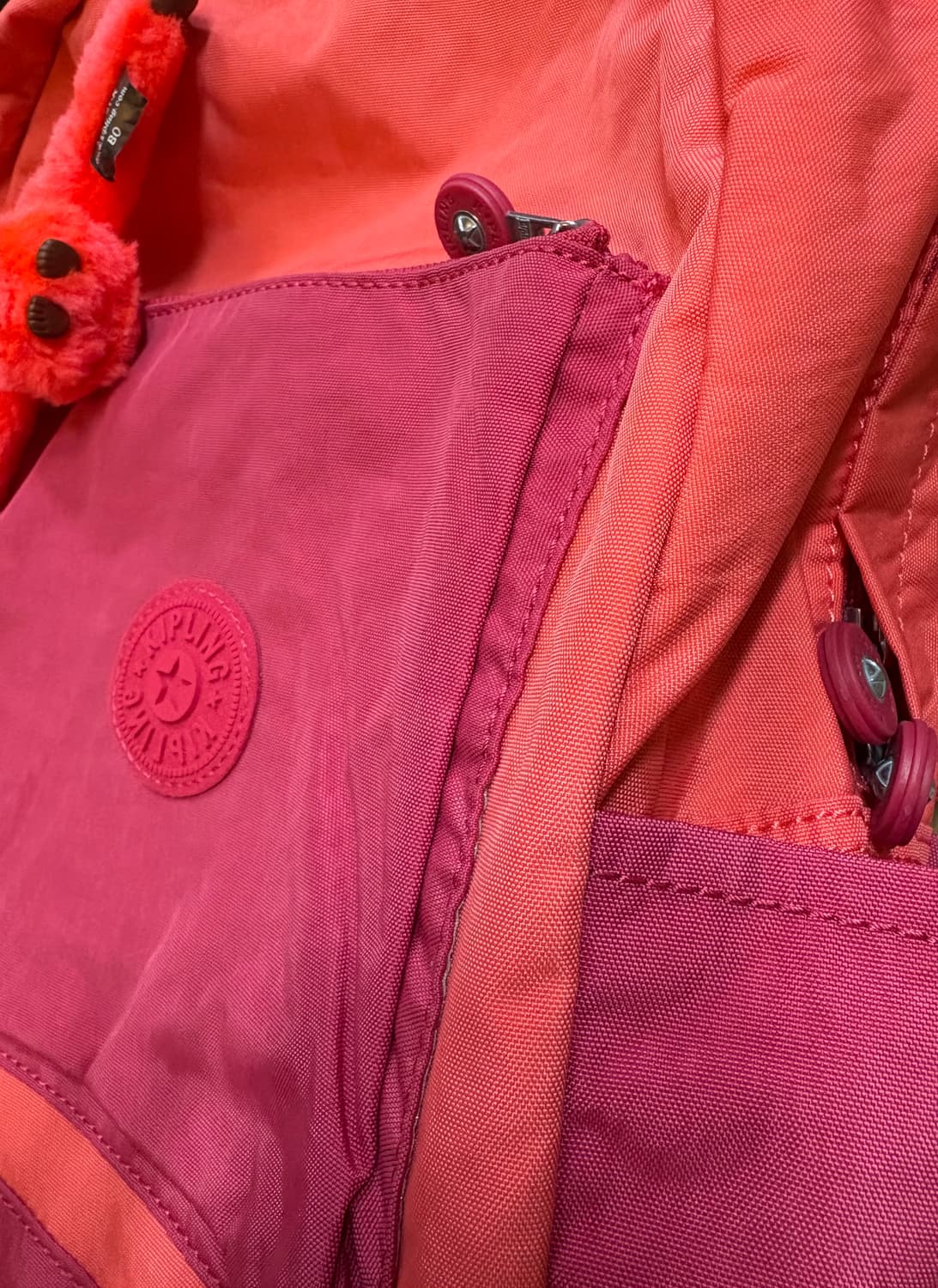 키플링 핑크 톤 배색 백팩 상품이미지3