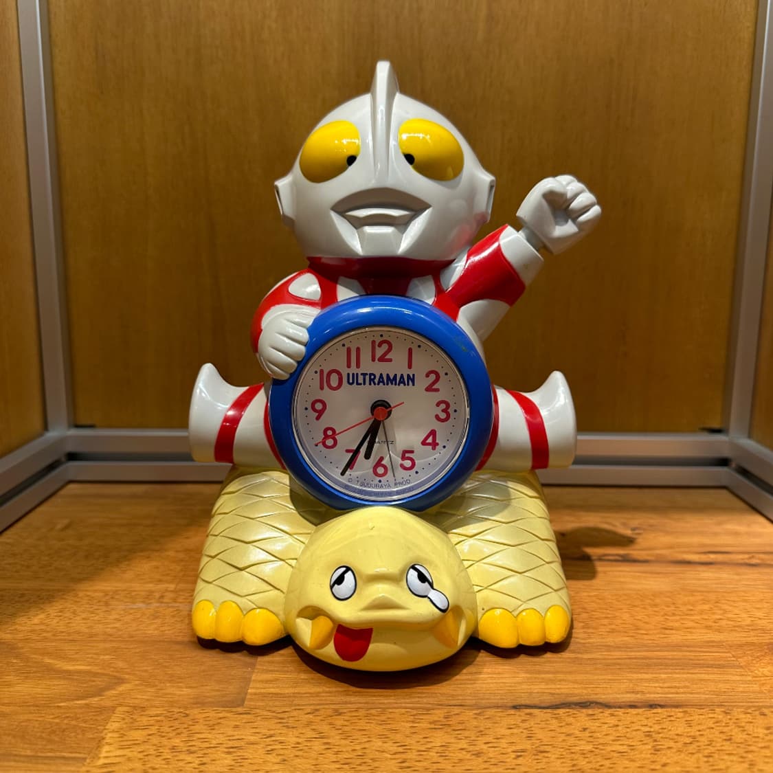 ULTRAMAN KAIJU TABLE CLOCK 상품이미지1