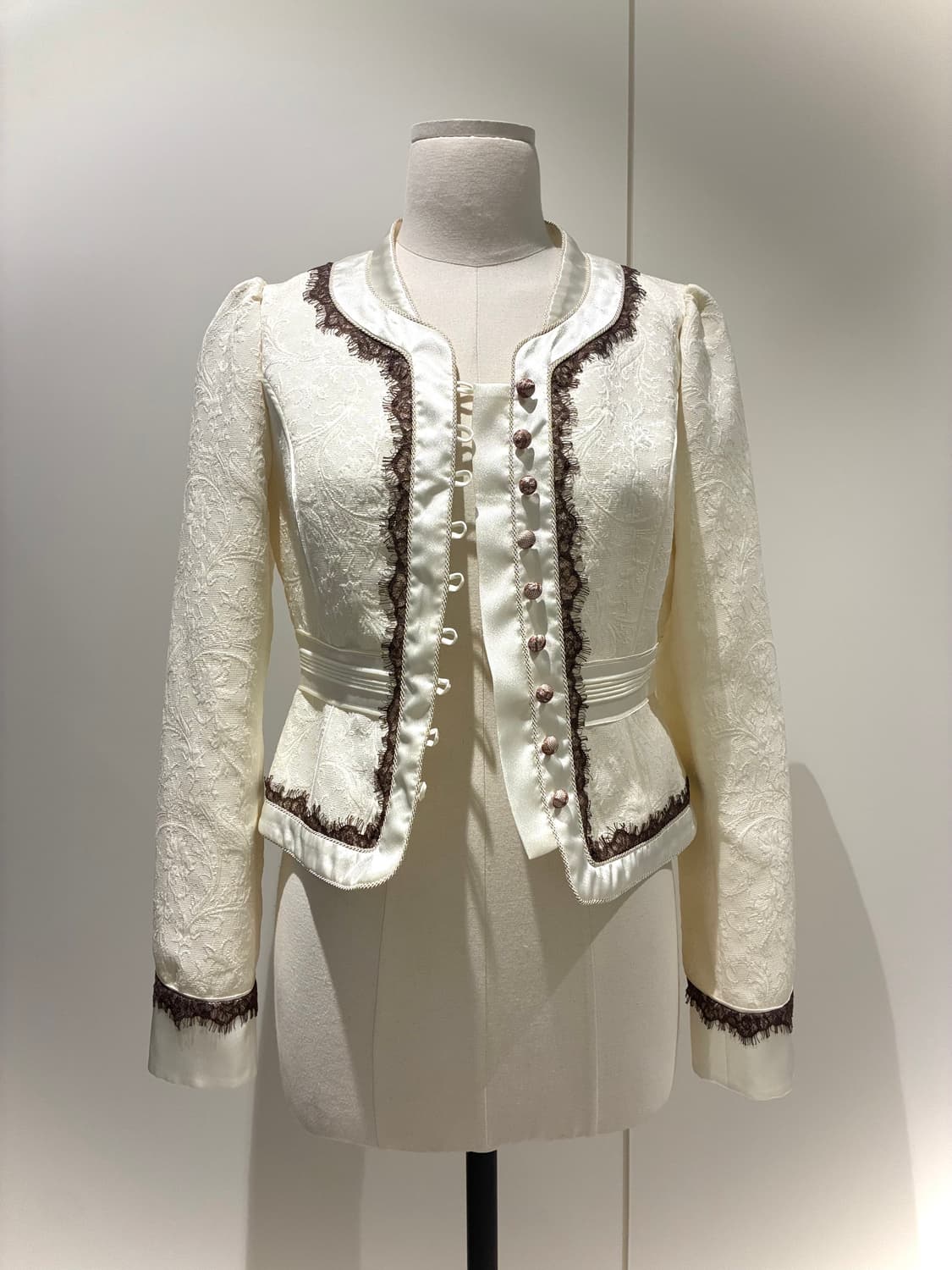 자카드 레이스 버튼 자켓 상품이미지3