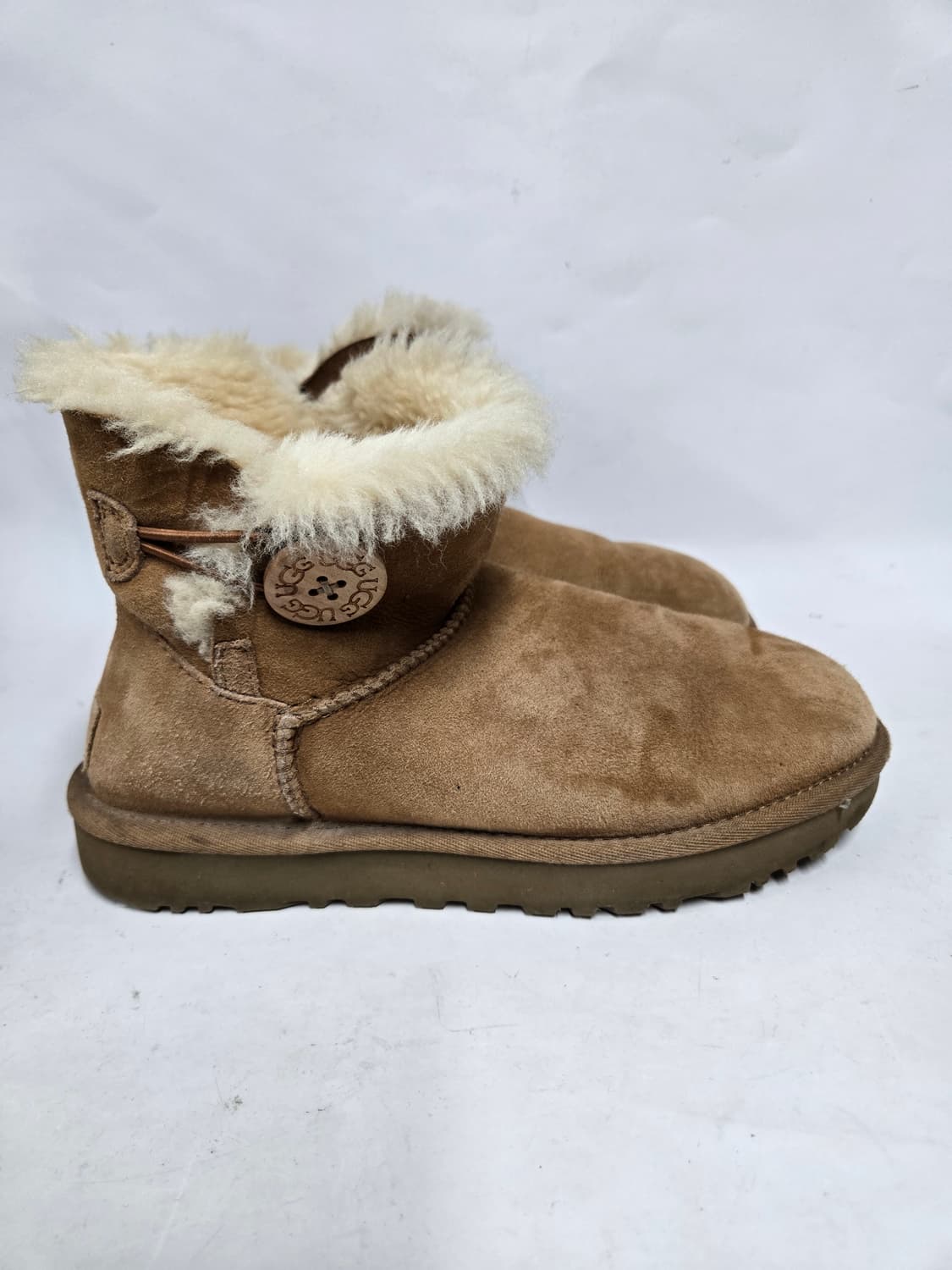 UGG 어그 미니 베일리 버튼 부츠 브라운 230 상품이미지1