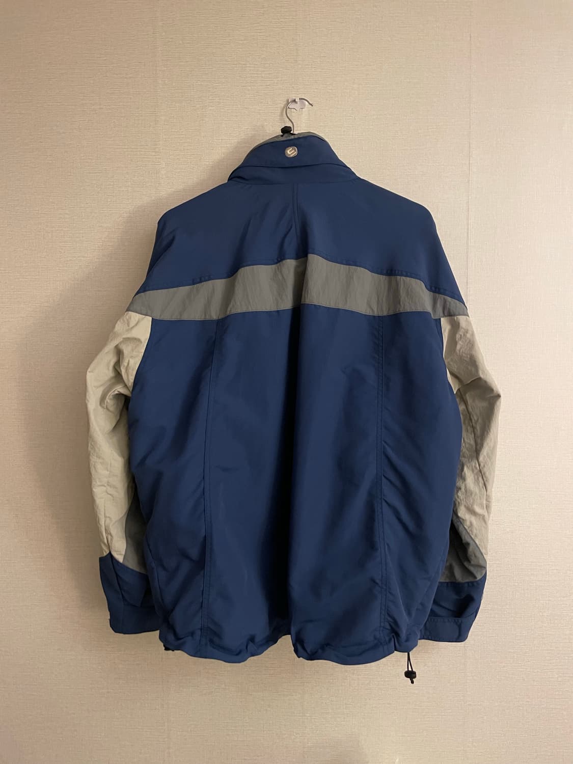 해방촌 소버 굿즈 바람막이 상품이미지2