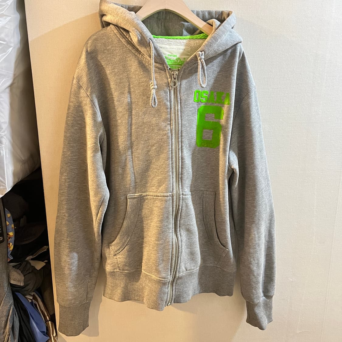 [L] 슈퍼드라이 오사카 한정판 그레이 후드집업 상품이미지1