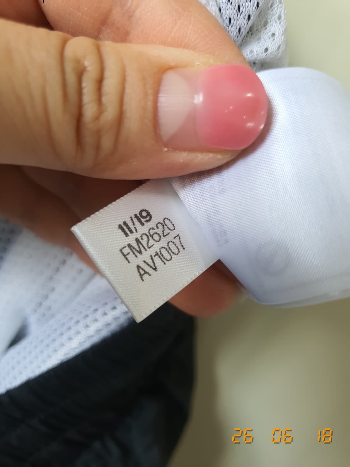 아디다스 조거팬츠 M  검정/ 흰색 상품이미지6