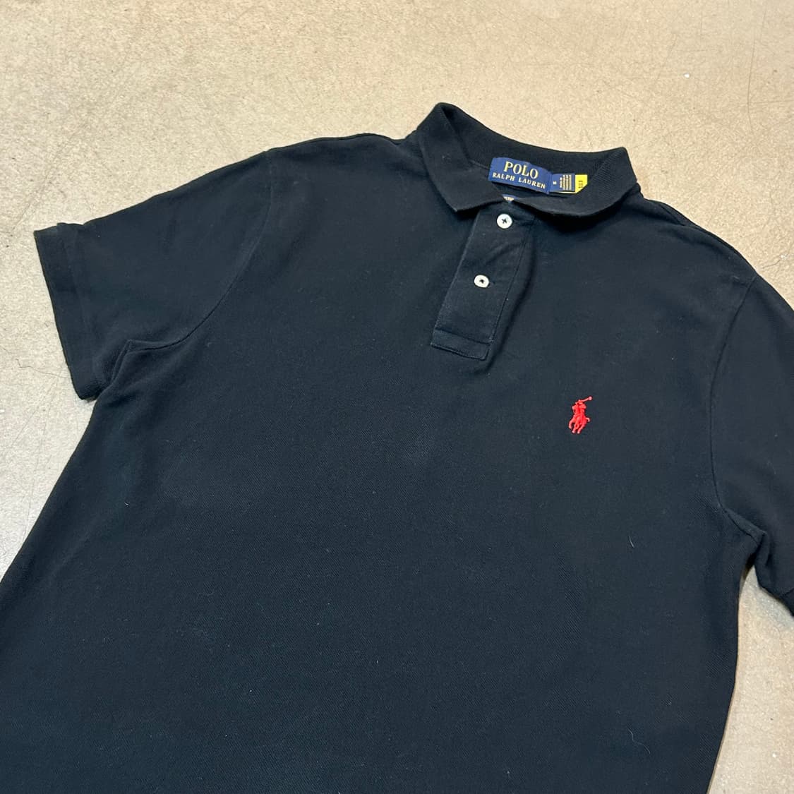 M 폴로랄프로렌 커스텀 슬림 핏 블랙 카라 반팔티 상품이미지1