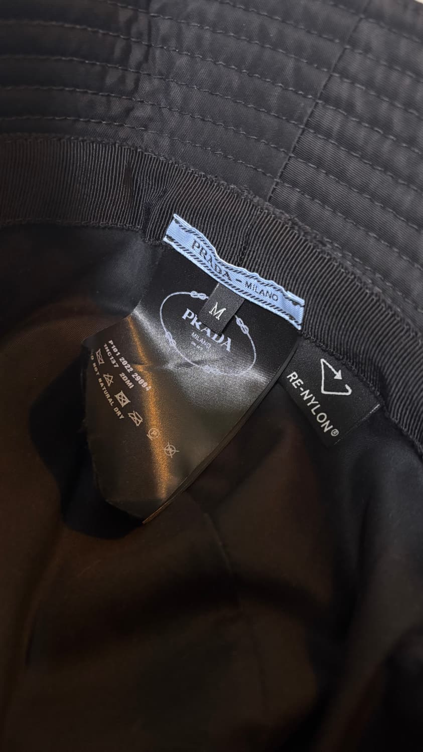 프라다 버킷햇 상품이미지2