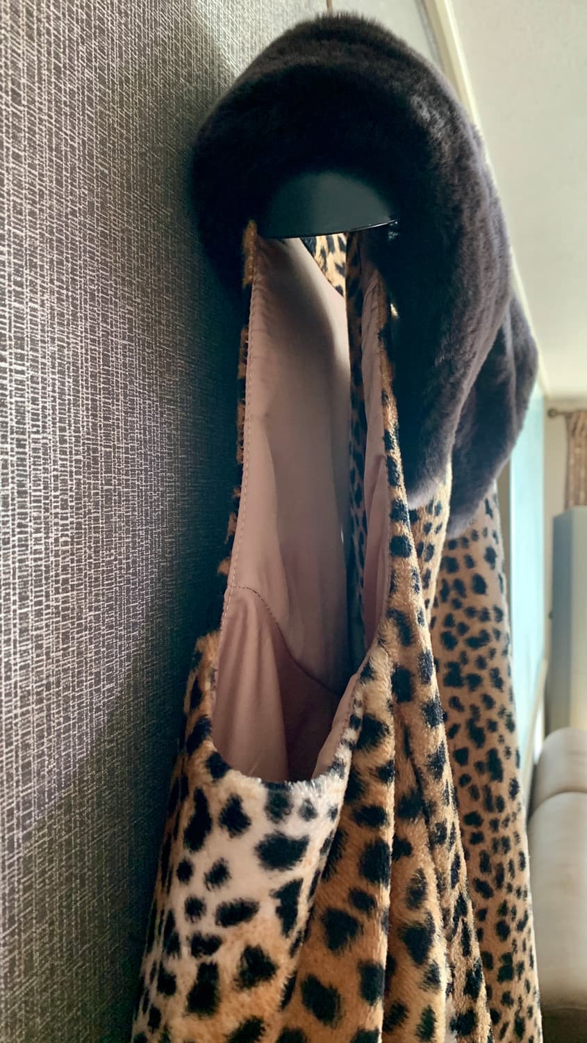 레오파드 패턴 퍼 조끼 베스트 토끼털 카라 66사이즈 연말 모임 상품이미지4