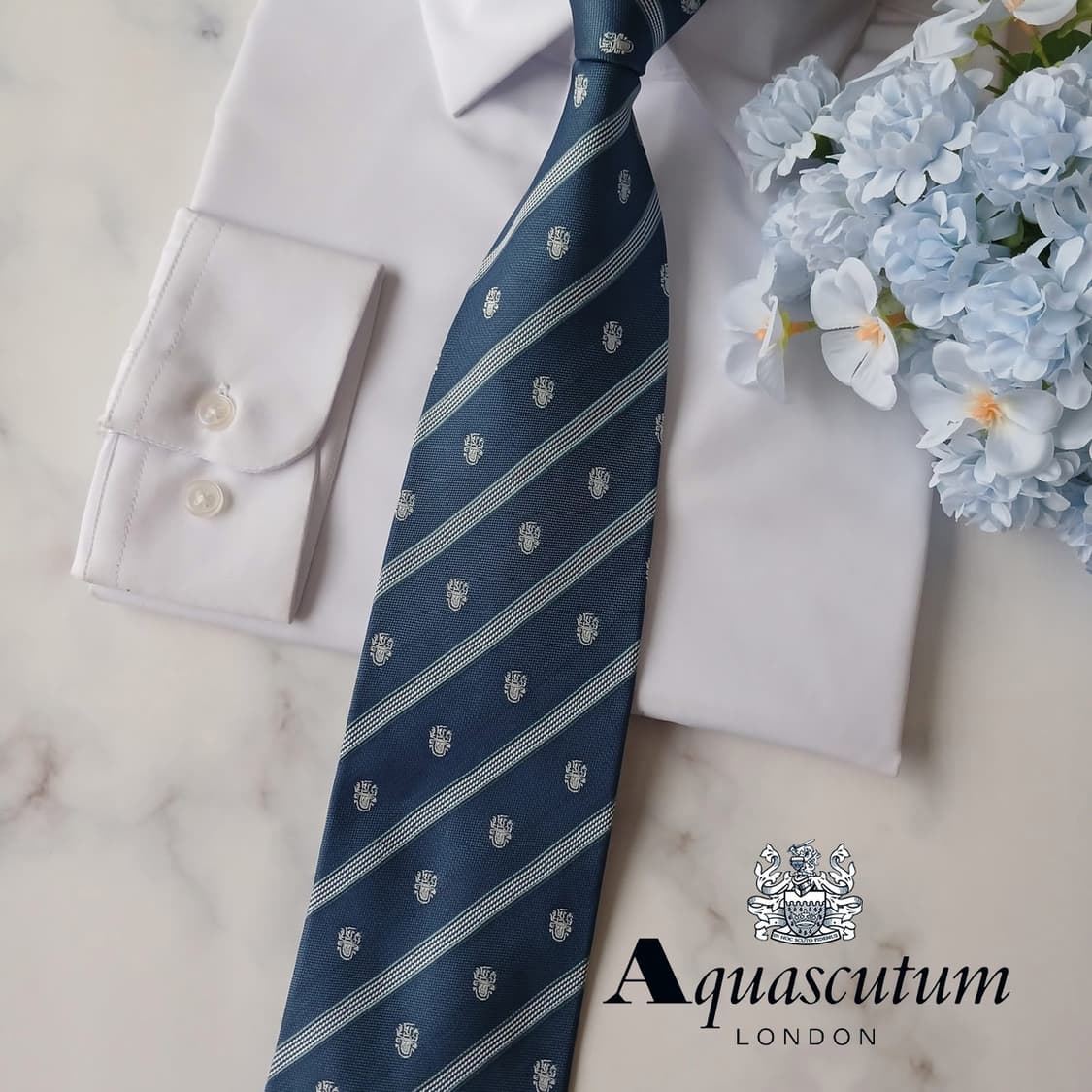 아쿠아스큐텀 실크 로고 스트라이프 넥타이 9.2cm A+등급 A19121 상품이미지1