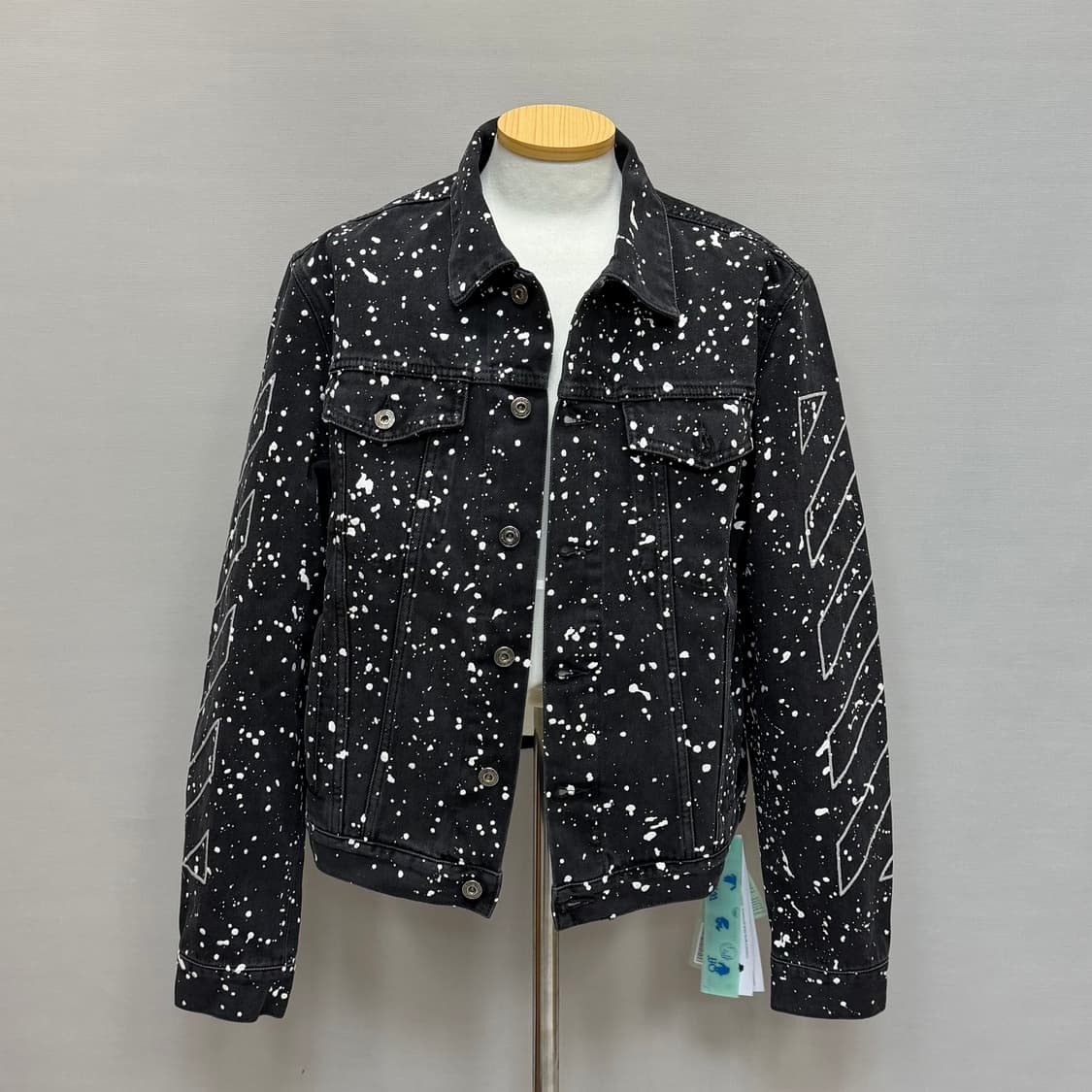 오프화이트 페인팅 이펙트 디아그 데님자켓 ( 100 ) 상품이미지1