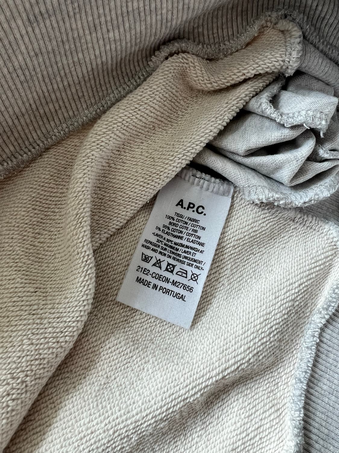 사카이 x A.P.C 콜라보 그레이 맨투맨 상품이미지7