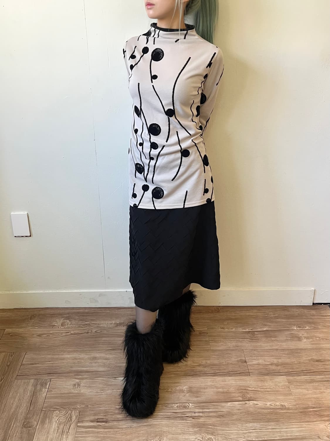 Rough Rare 아크 패턴 터틀넥 상품이미지5