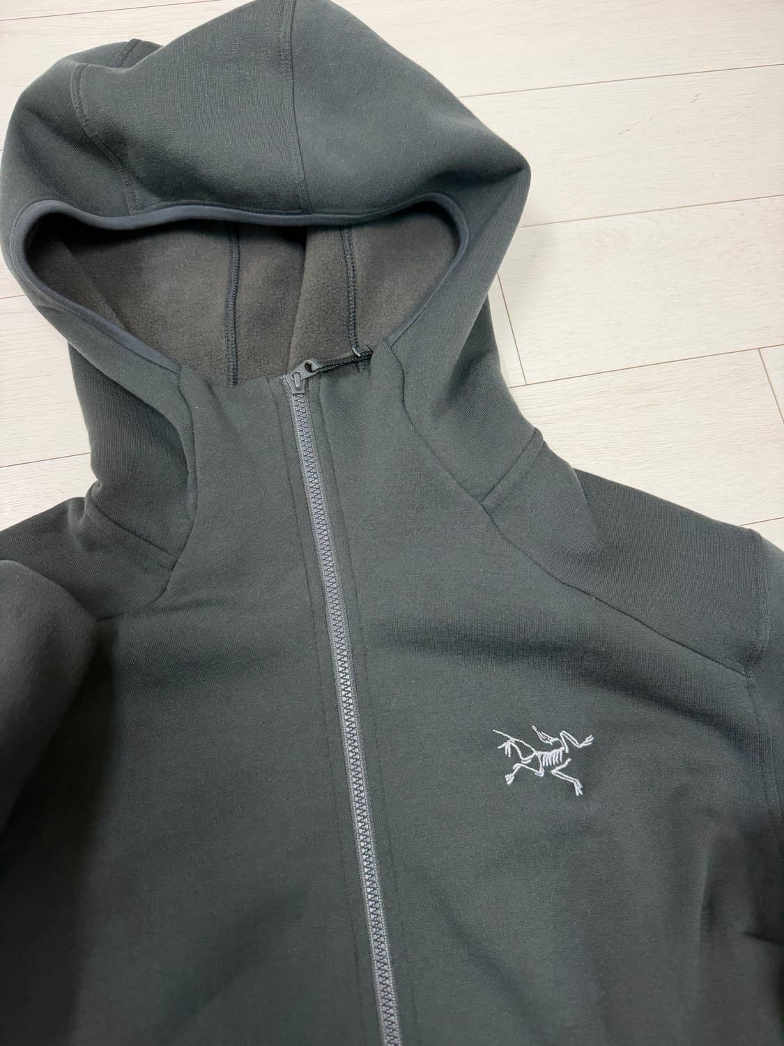 아크테릭스 카이어나이트 AR M 사이즈  상태 9.7/10  사진찍고 절 상품이미지3