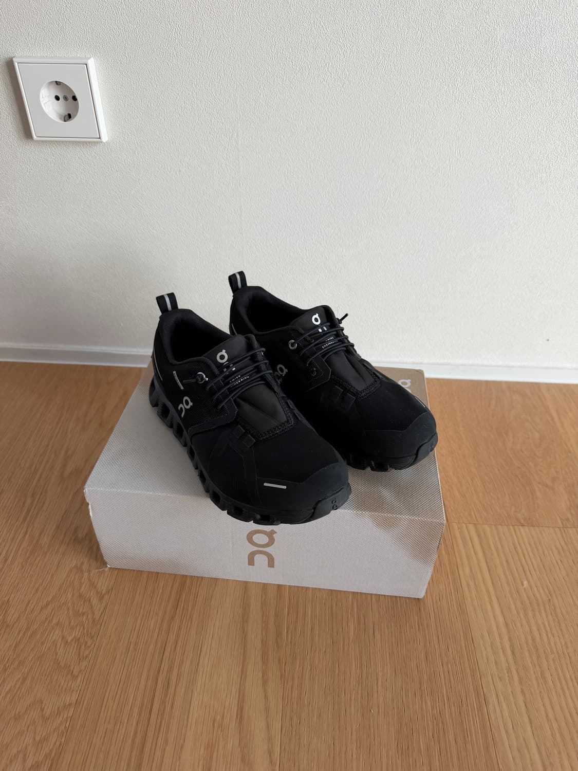 온러닝 클라우드5 워터프루프(235) 상품이미지1