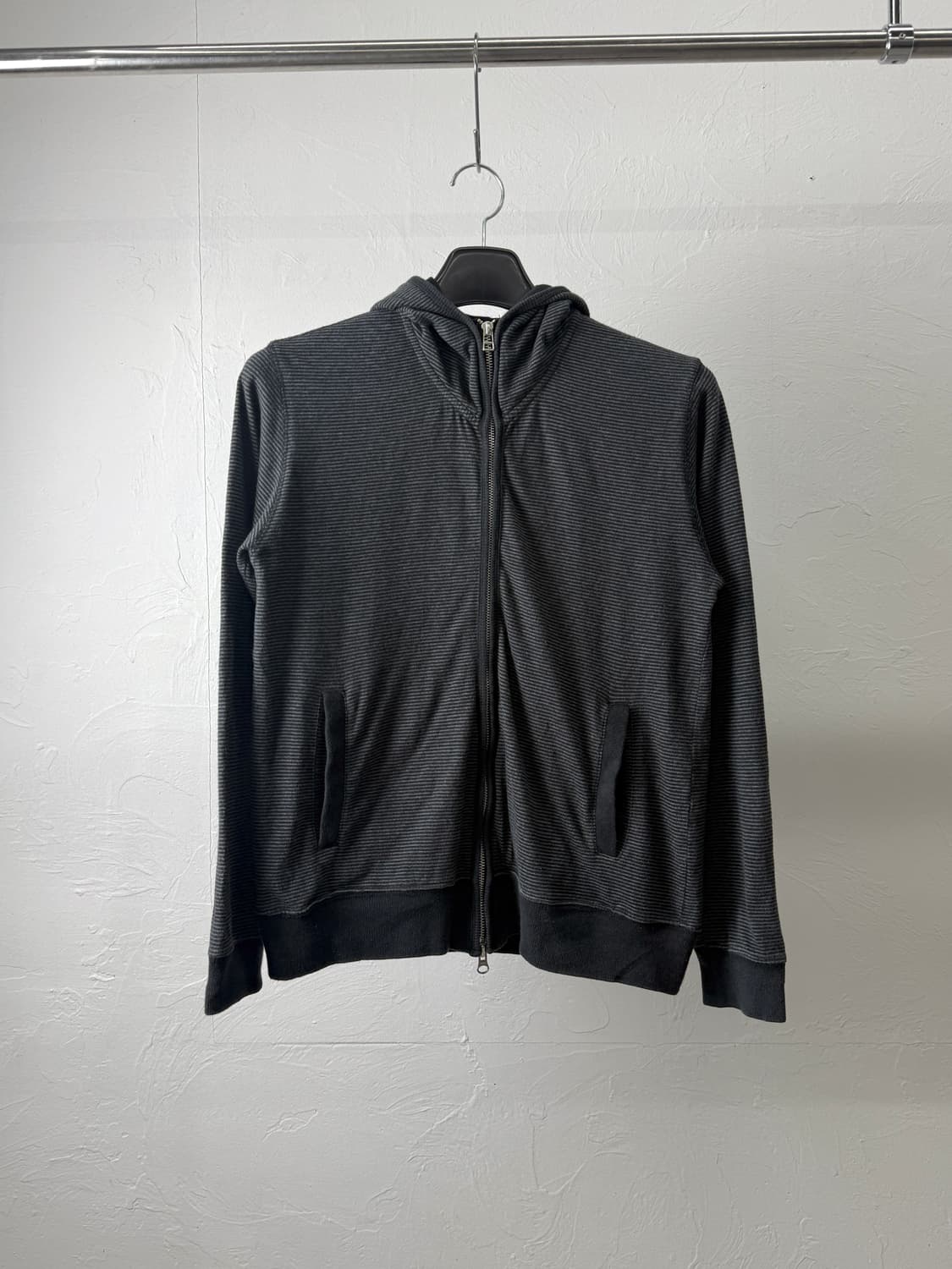 Plus One 투웨이 후드 집업 상품이미지1