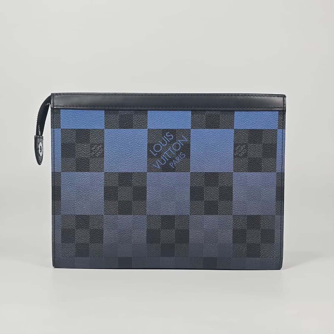 루이비통 그라피트 다미에 포쉐트 보야주 클러치 상품이미지1