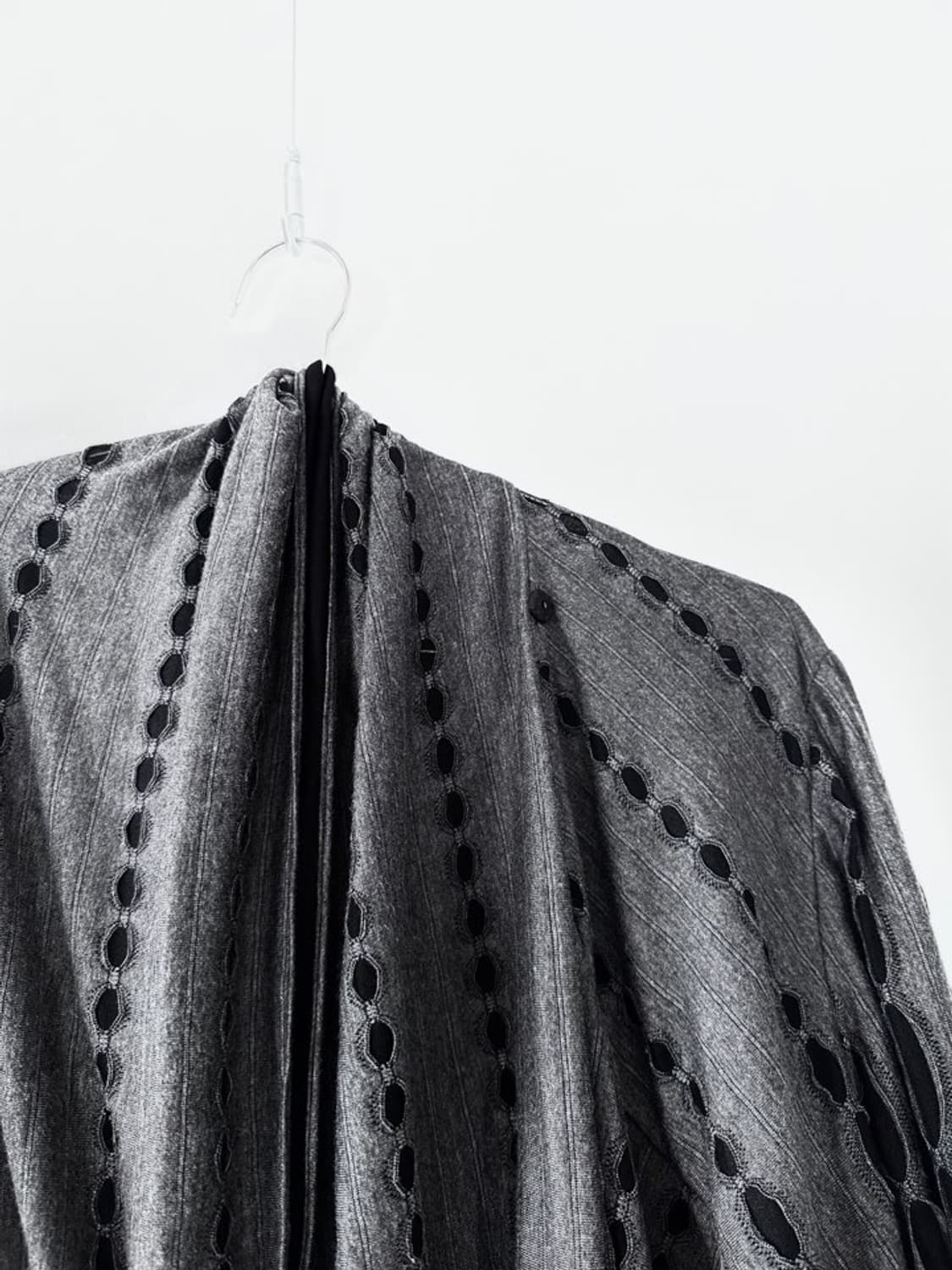 Hybrid punching drape open cardigan  상품이미지3