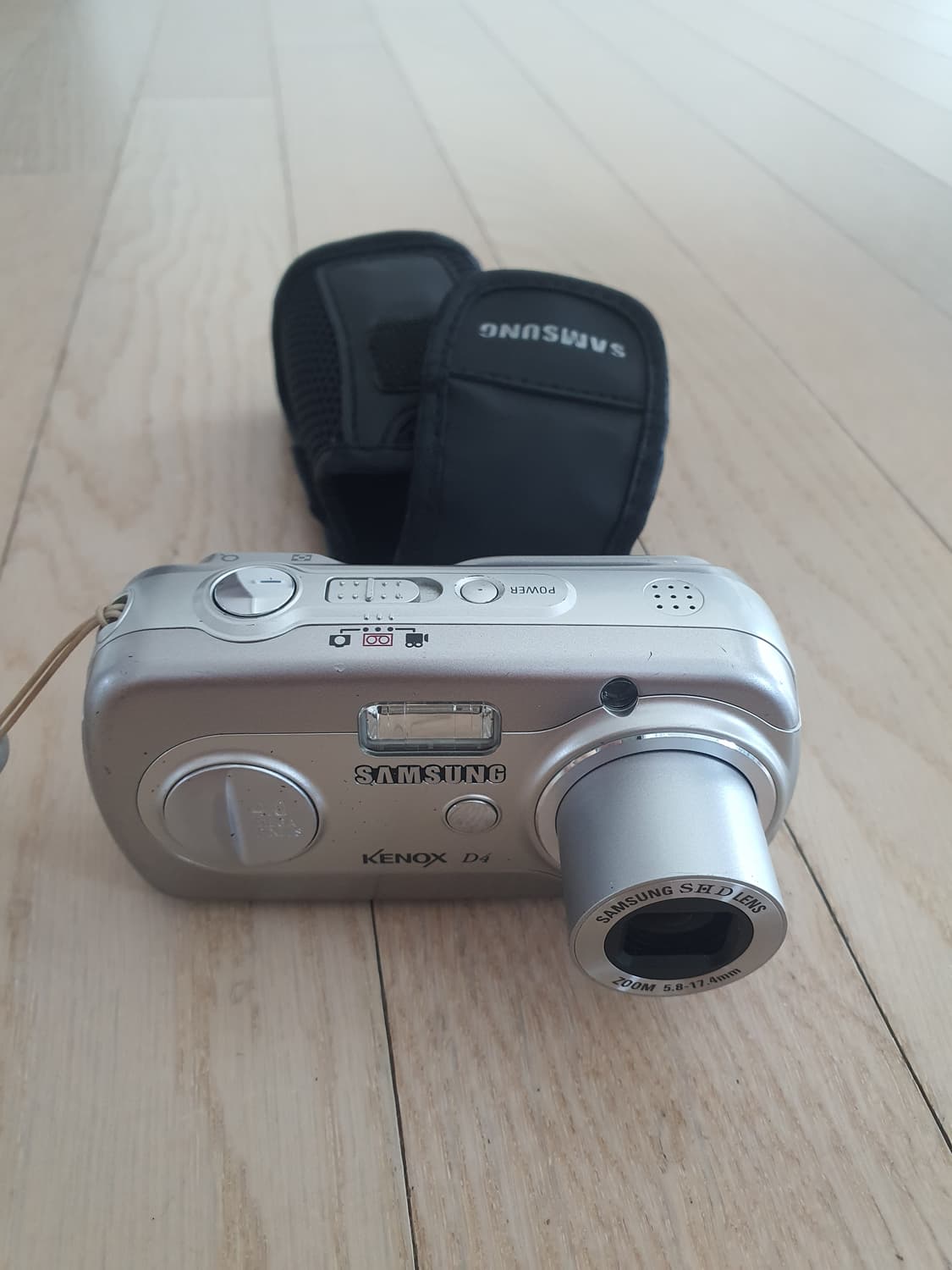 삼성 케녹스 d4 빈티지 y2k 옛날 감성 디카 올드 디지털 카메라 상품이미지1