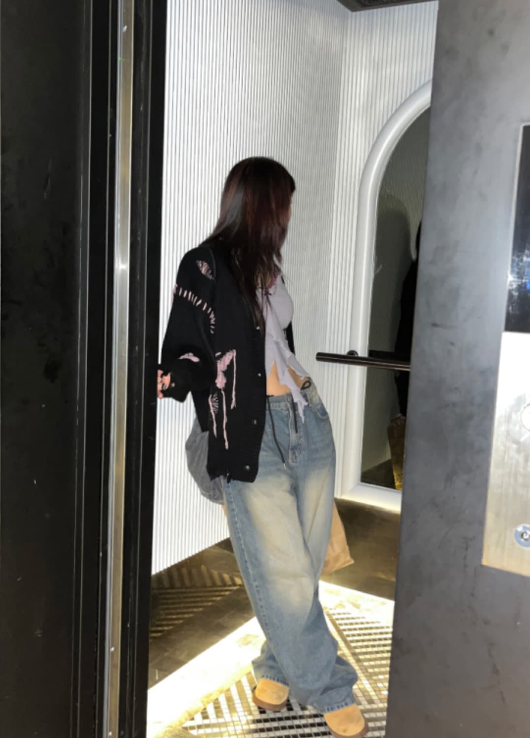 김아홉 그런지 나비 태슬 가디건 (black) 상품이미지2