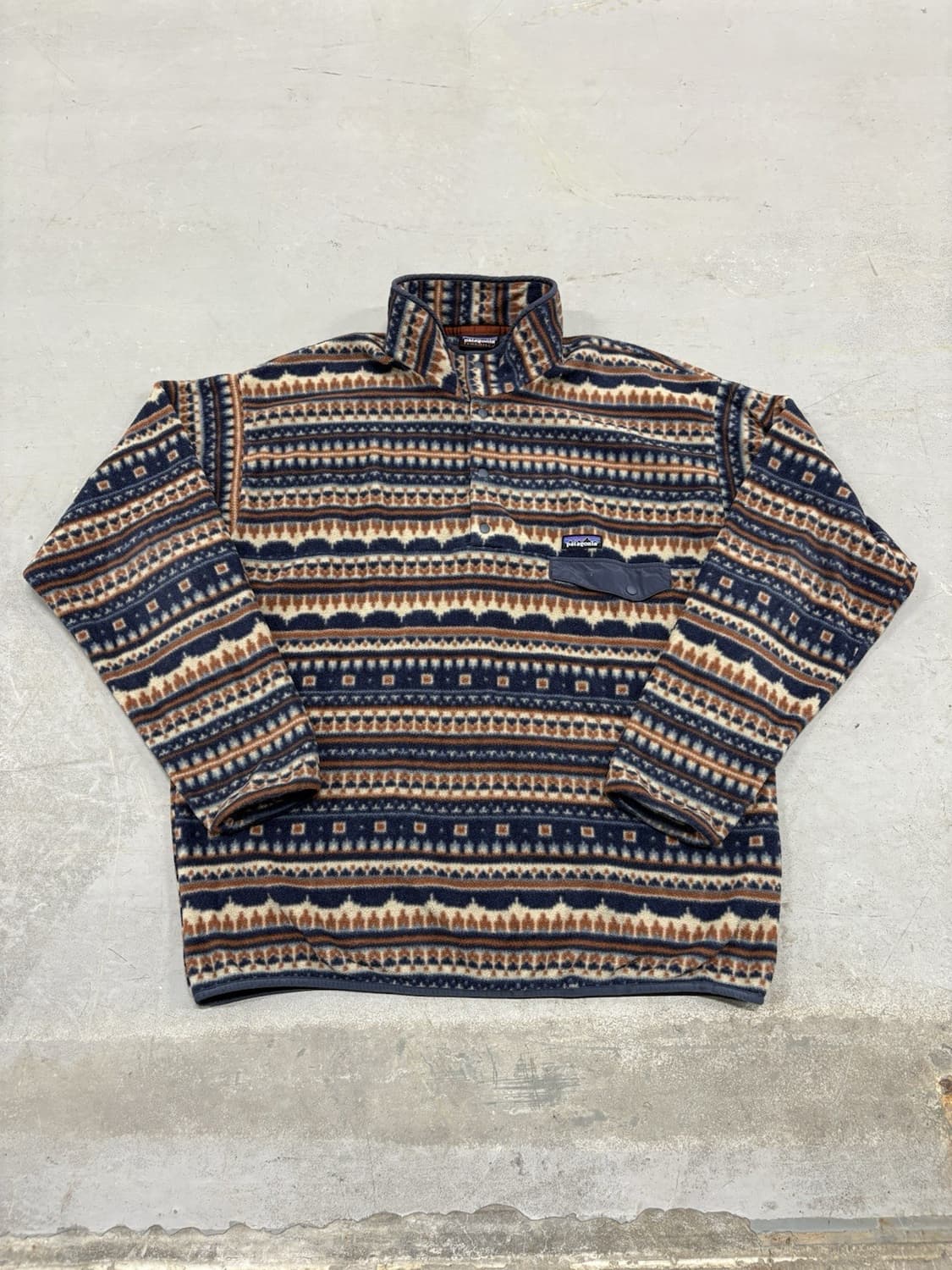 10s 파타고니아 신칠라 스냅-T 페어아일 네이비/브라운 니카라과 상품이미지1