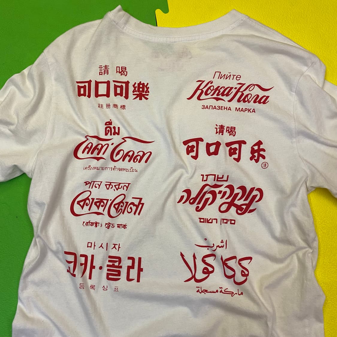 코카콜라 멀티 로고 프린팅 반팔 티셔츠 상품이미지2
