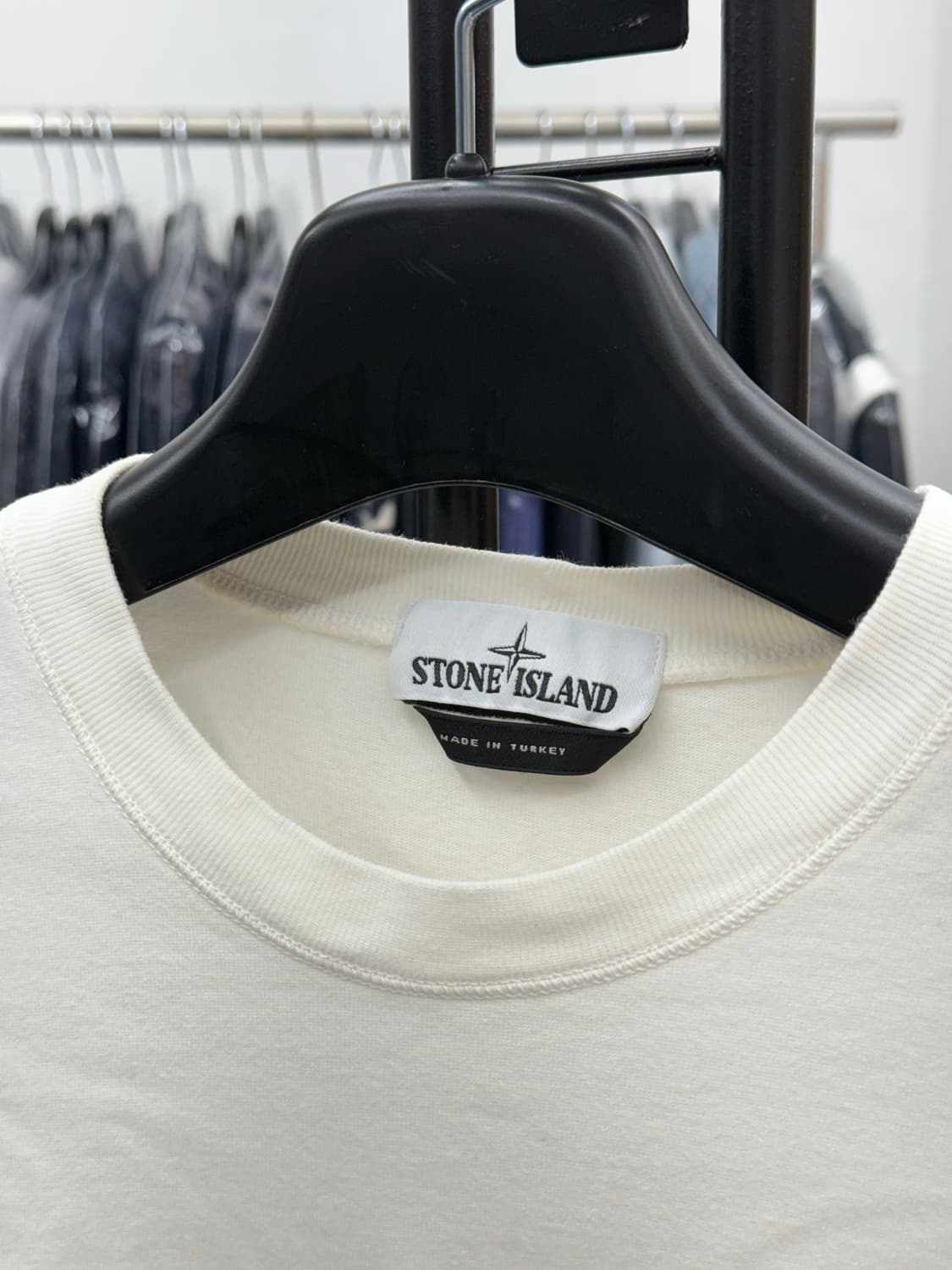 [L] 스톤아일랜드 와펜 롱슬리브 상품이미지4