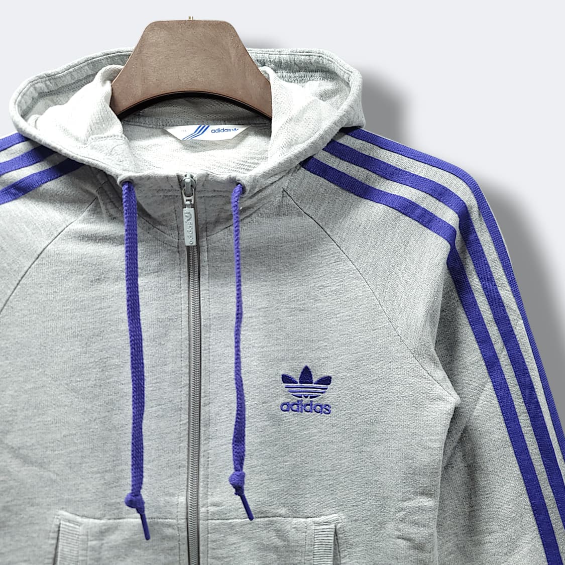 [90~95] 아디다스 그레이&바이올렛라인 우먼 3S 트레포일 후드집업 상품이미지3