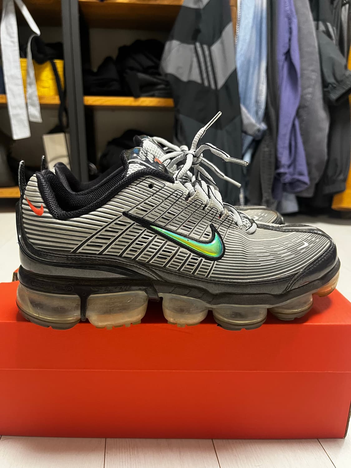 나이키 베이퍼맥스 360 메탈릭실버(260~265) 상품이미지2